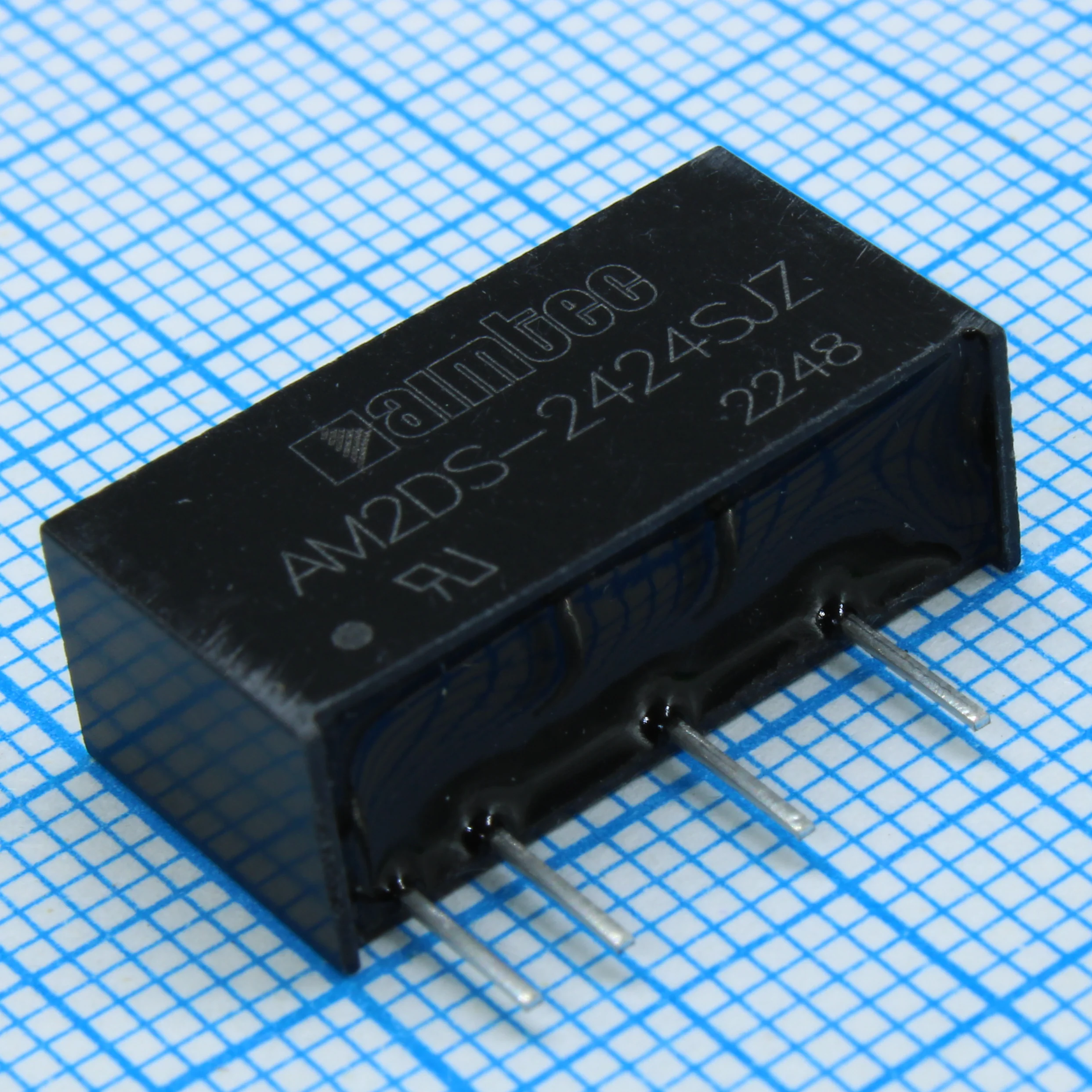 AM2DS-2424SJZ - DC/DC, 2Вт, вход 21.6…26.4В, выход 24В/0.008…0.083А, изоляция 1500В DC, КПД 86%, максимальная емкостная нагрузка не более 220мкФ, SIP7, 19.65x7.05x10.16мм, -40…105°C, пластик