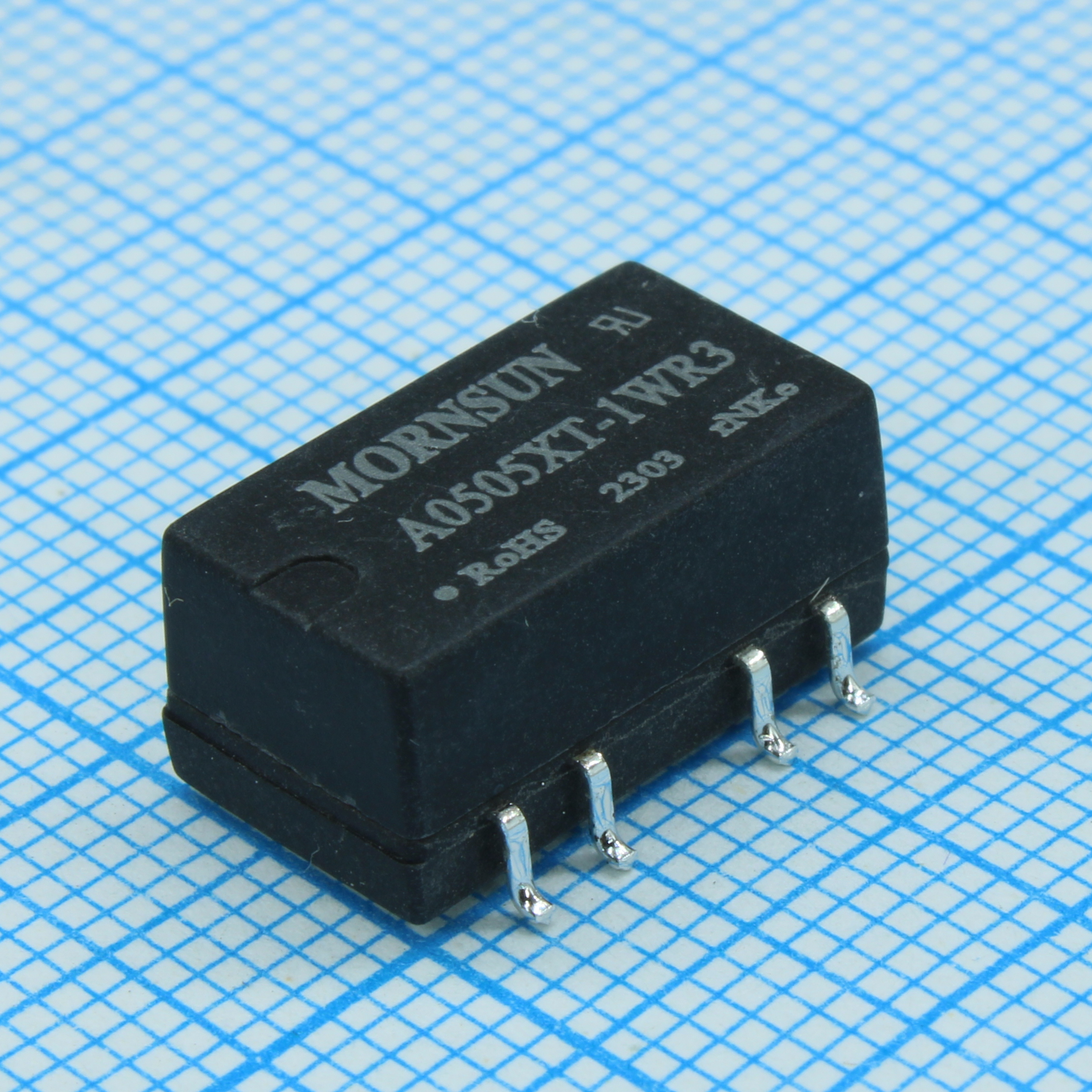 A0505XT-1WR3 - DC/DC преобразователь, 1Вт, вход 4.5-5.5В, выход 5,0 / -5,0 В 100мА