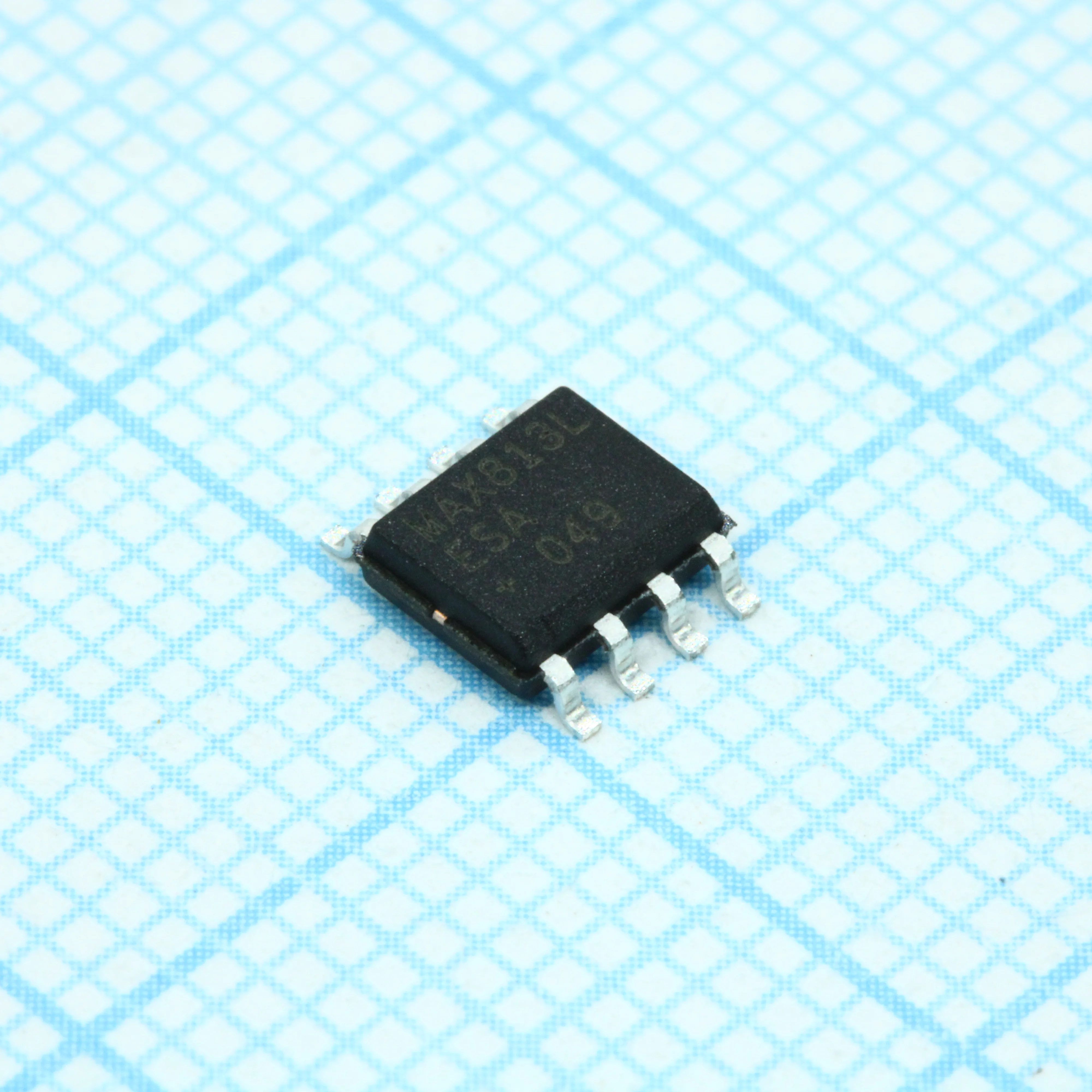MAX813LESA+T - Монитор питания со сторожевым таймером и кнопкой сброса +4.65V 10%  -40...+85C