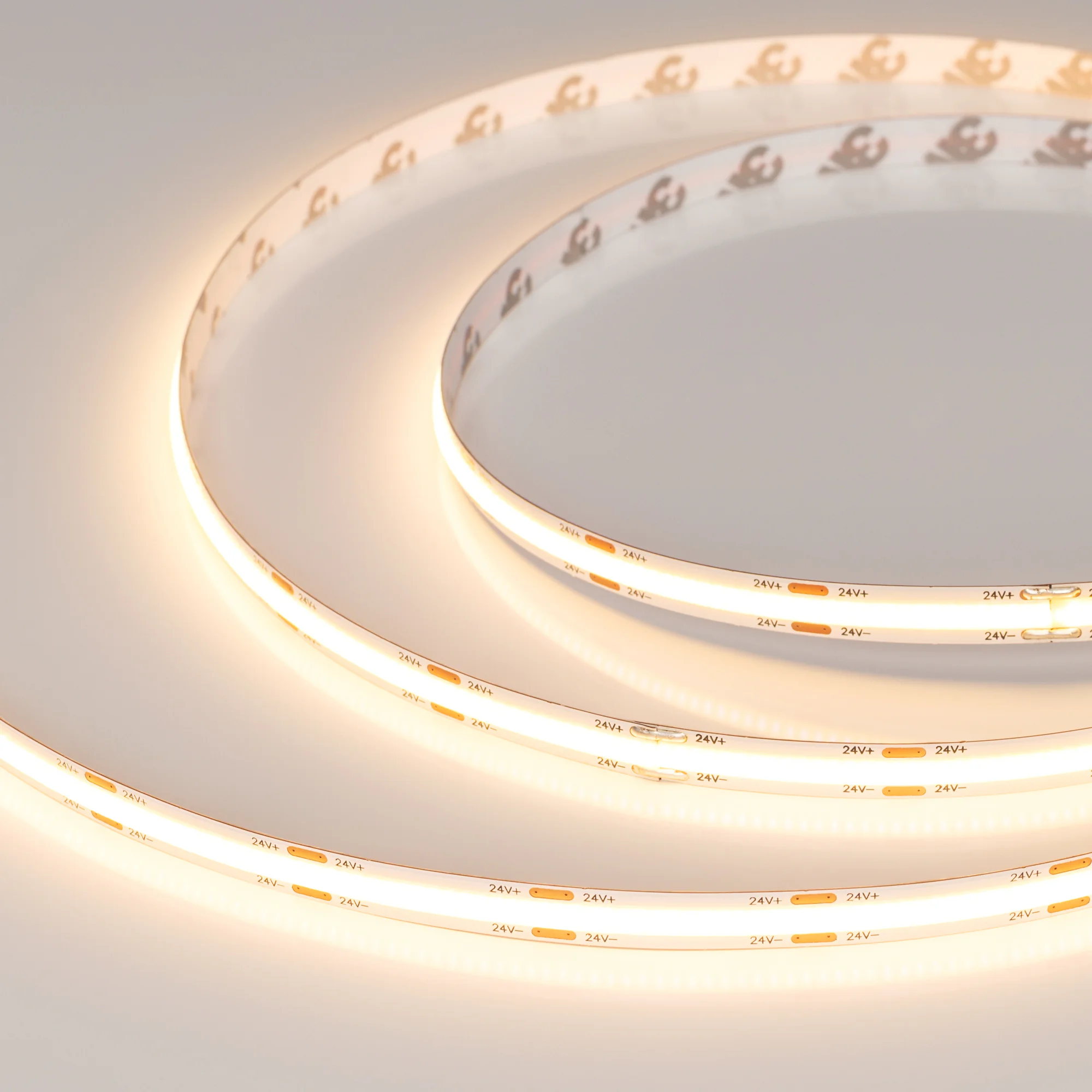 Лента герметичная COB-NANO-X544-8mm 24V Warm2700 (11.5 W/m, IP65, CSP, 5m) 031903(2) - Герметичная IP65 (нано) лента COB сплошной засветки без видимых светодиодов. Светодиоды CSP 544 шт/м. Цвет свечения ТЕПЛЫЙ 2700K, высокий индекс цветопередачи CRI>90, с