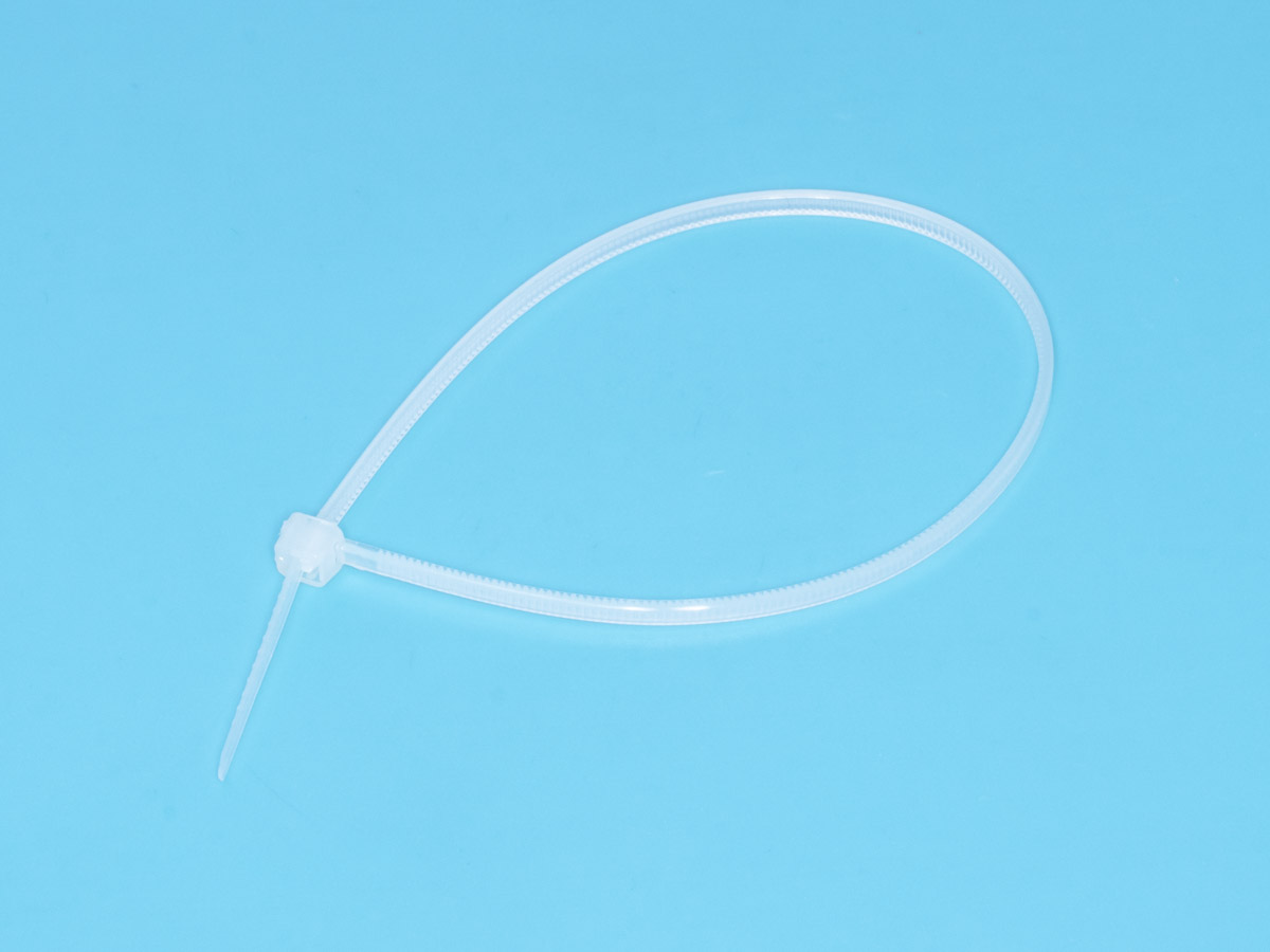 CV-200M - Стяжка 200х2,5мм, белая, упак. 100 шт.