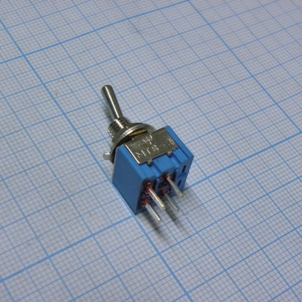MTS-201 A-2 - Тумблер ON-OFF  2 перекл. группы контактов 3А,250В в плату
