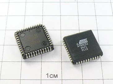 Микросхема AT89C52-24JI