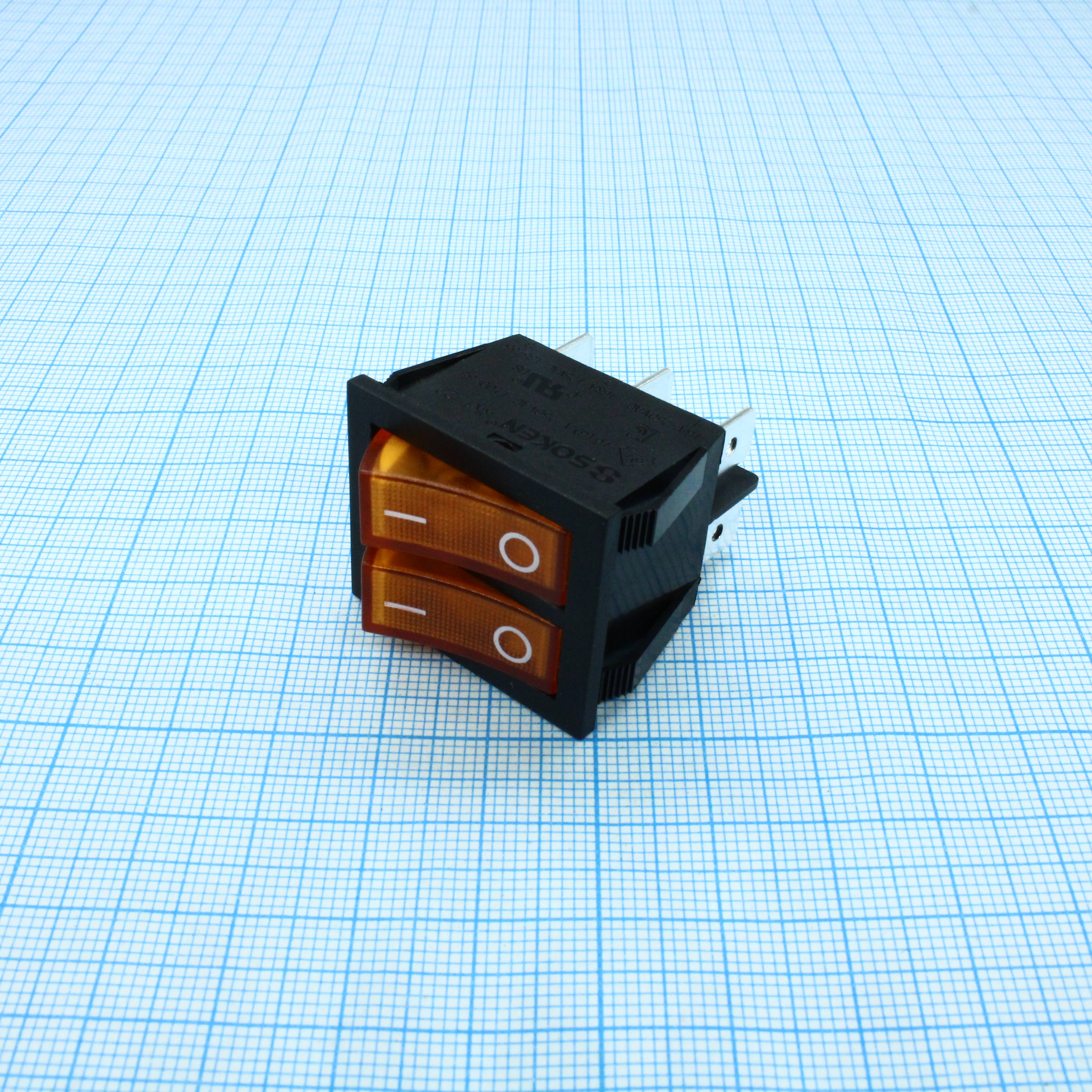 RK1-22 1X1X2N B/OR"0-" - Выключатель клавишный ON-OFF с подсветкой цвет корпуса (черный) цвет кнопки (оранжевый)