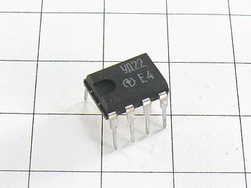 Микросхема КР140УД22