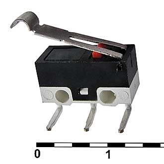 DM1-02D-30G-G - Микропереключатель с рычагом 12.8х6.5х5.8мм 2А 125В, угловой