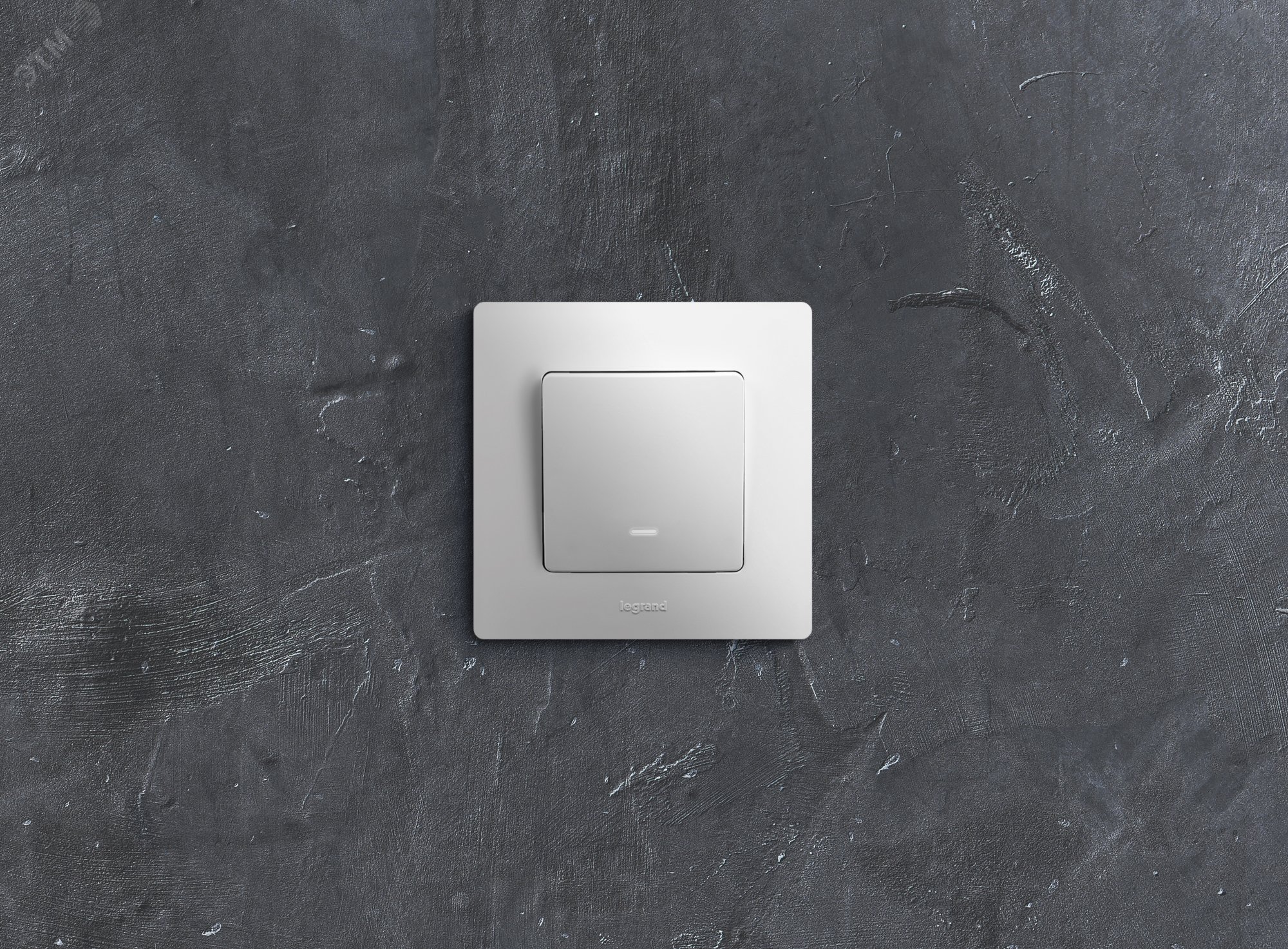 Выключатель 1-кл. СП Etika 10А IP20 250В 10AX с подсветкой/индикацией безвинтов. зажимы механизм бел. Leg 672203