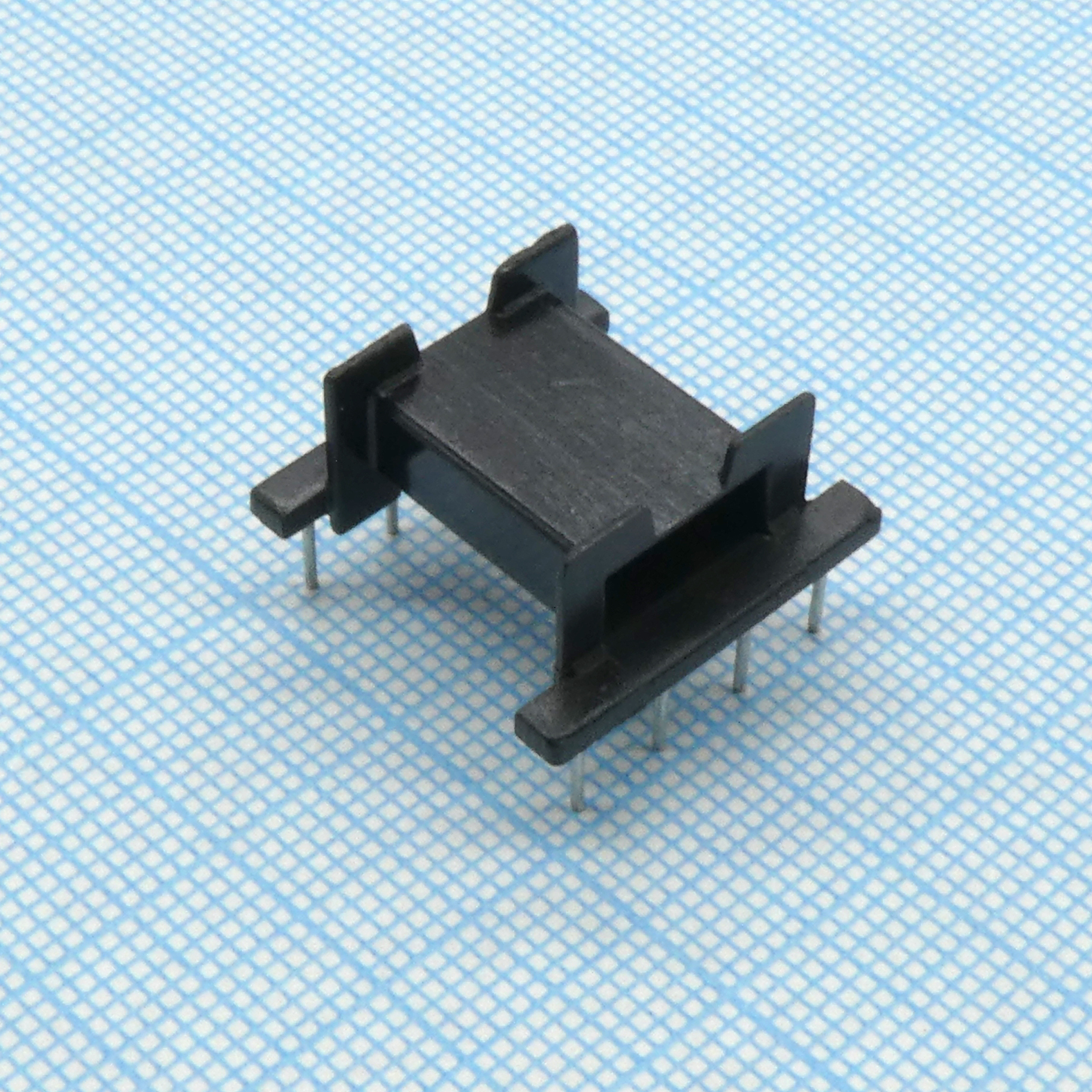 EFD20 BBN 1S 4+4 - Каркас горизонтальный для сердечника EFD20 1 секция 8 выводов