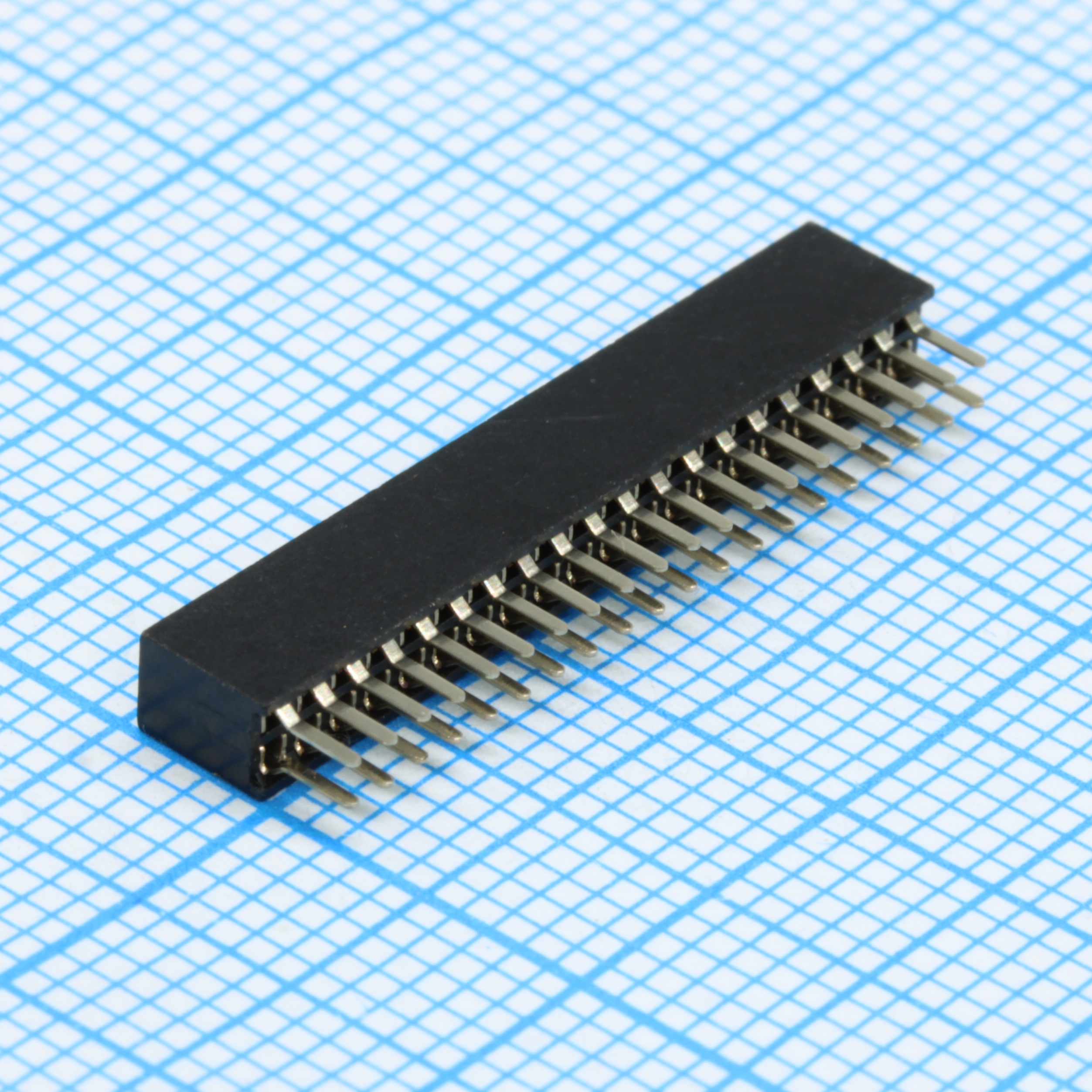DS1065-03-2X20S8BV - Гнездо на плату 2х20 контактов, шаг 1.27мм, высота 4.40мм, монтаж в отверстие