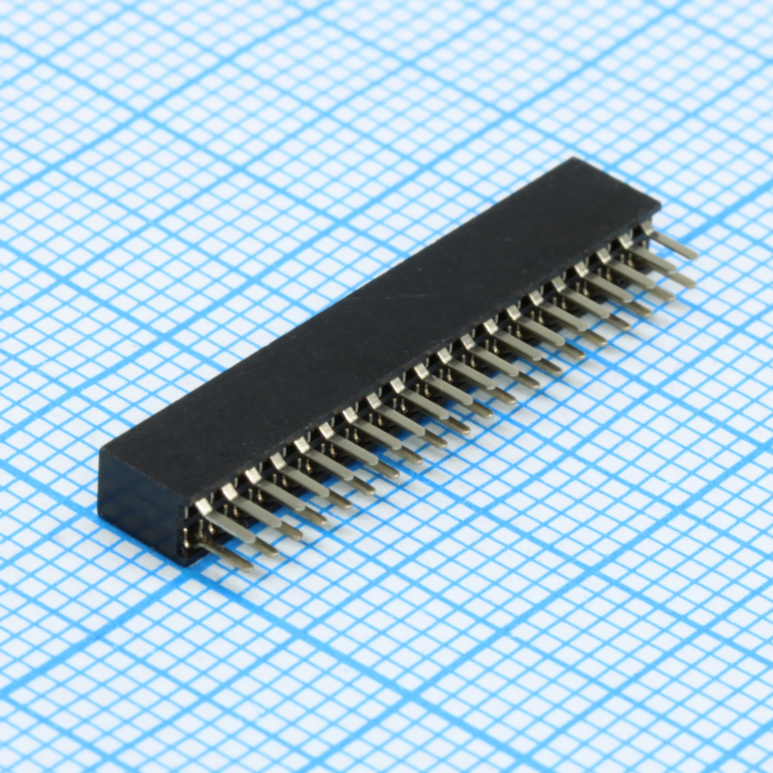 DS1065-03-2X20S8BV - Гнездо на плату 2х20 контактов, шаг 1.27мм, высота 4.40мм, монтаж в отверстие