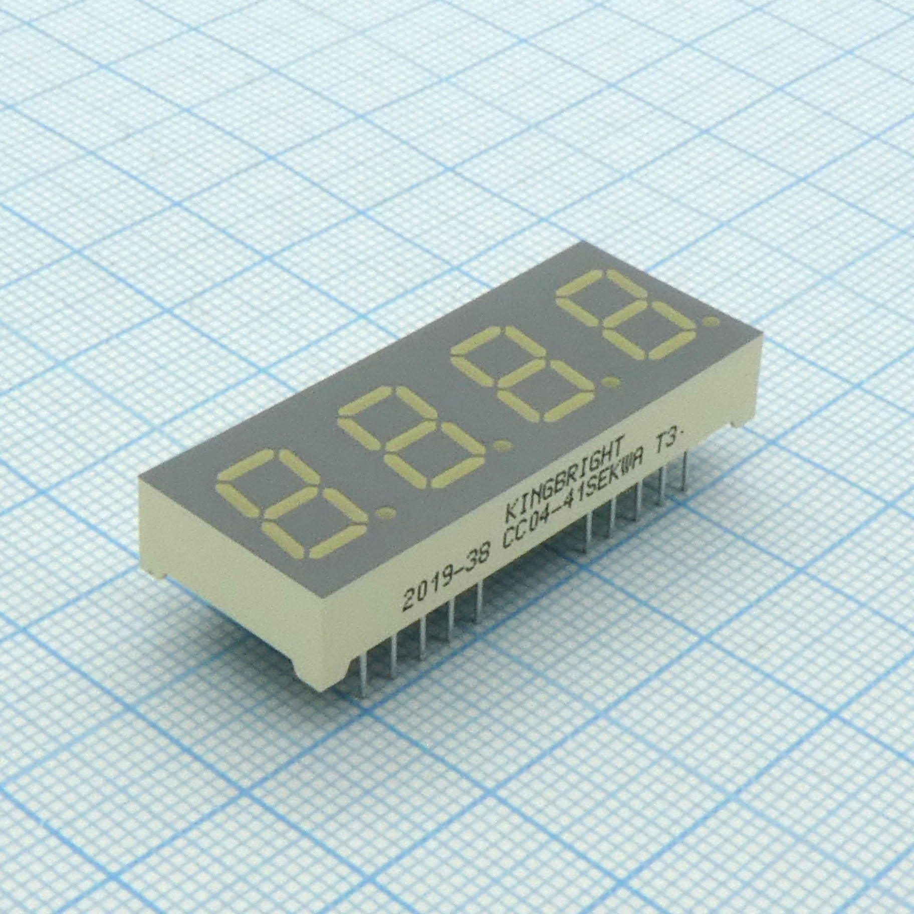 CC04-41SEKWA - 4-х разрядный индикатор 10,16мм/оранжевый/601nm/21-45мкд