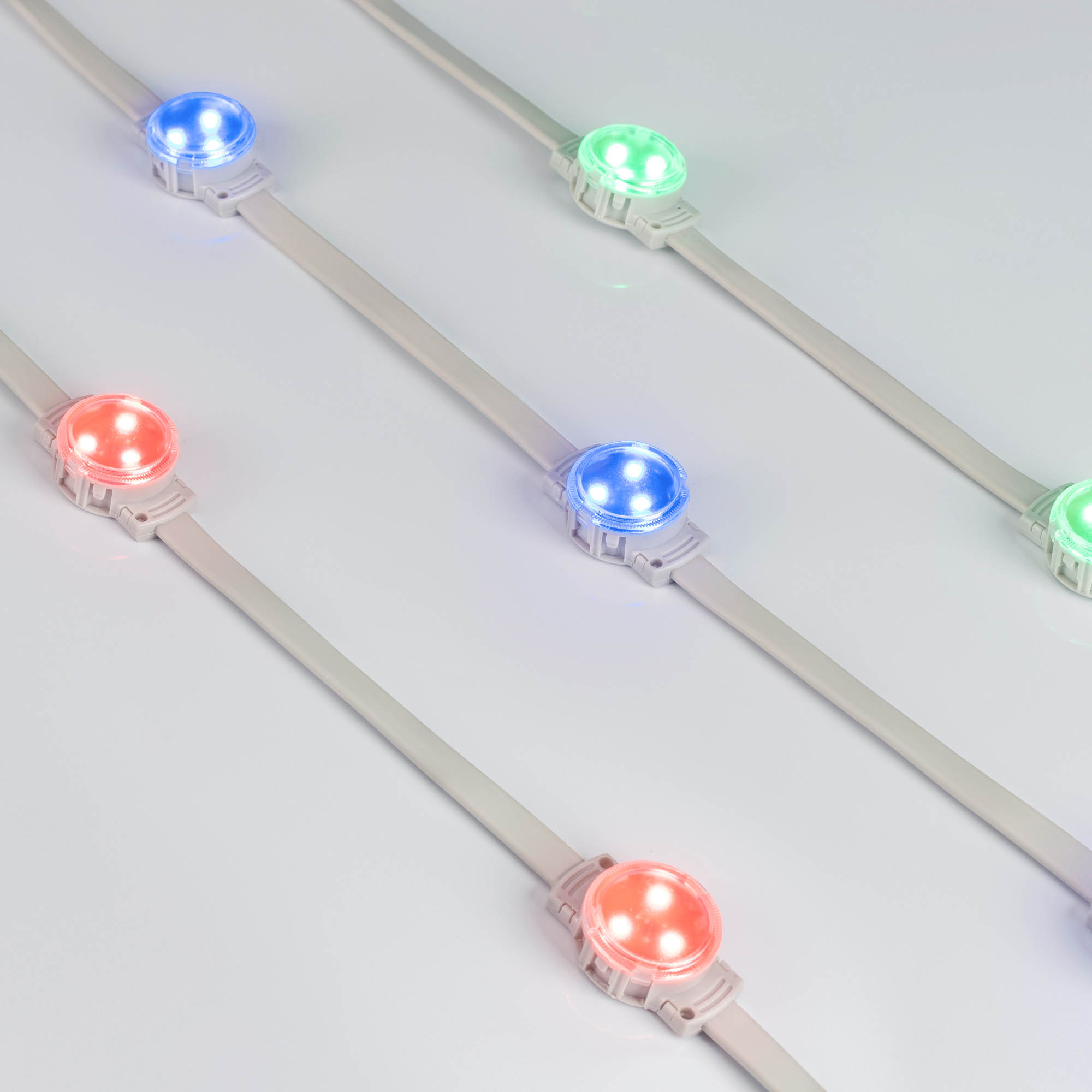 Модуль управляемый SPI-F3-D30 12V RGB-RAM-Auto (0.6W, IP68, 120 deg) 036831 - Управляемый светодиодный модуль SPI, RGB, микросхема MT26803 (UCS1903 на контроллере), напряжение 12 В, мощность 0.6 Вт, 3 светодиодов SMD 3535, угол 120°. Создание медиафасадов