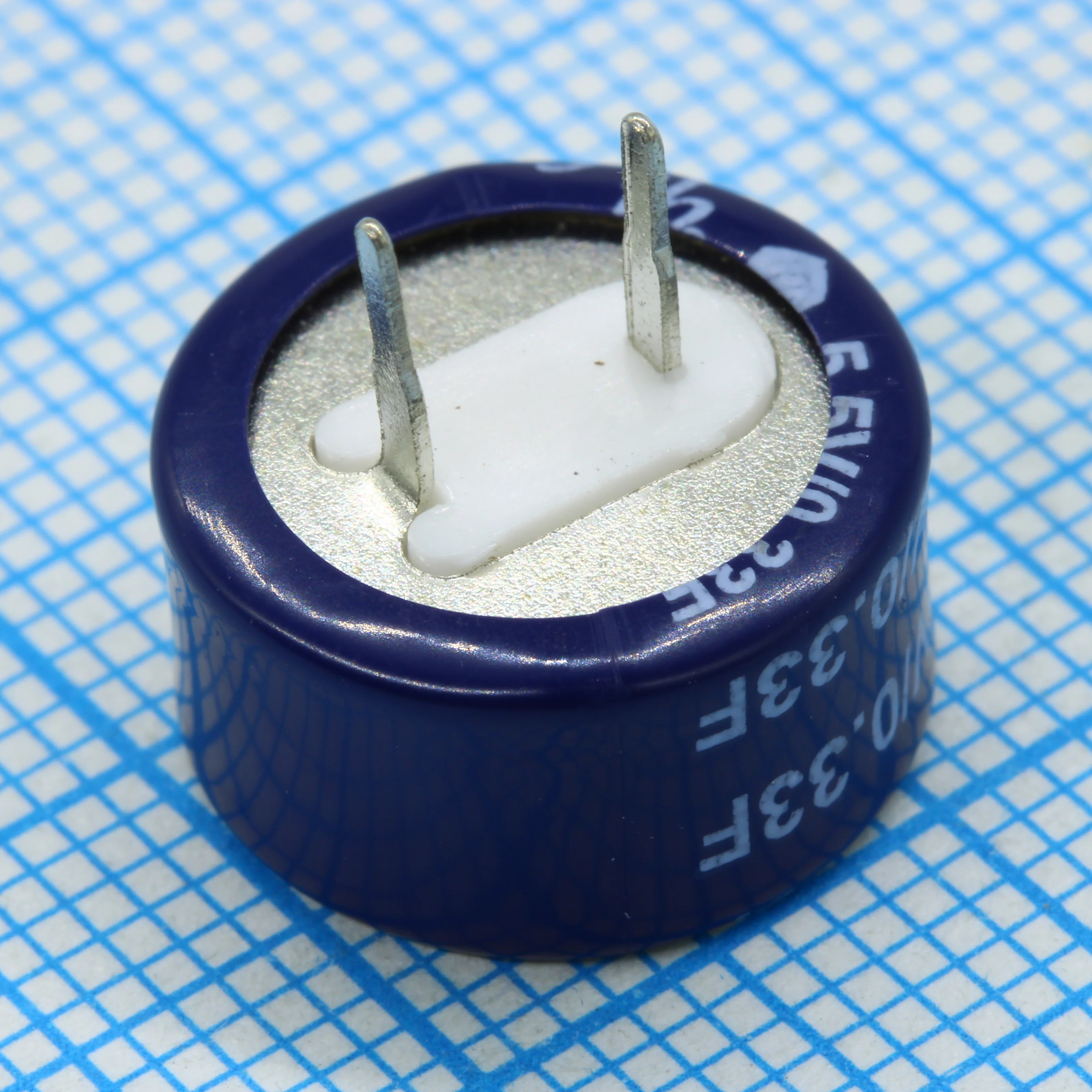 JGAC5R5D334Z050B - Ионистор стандартный мини 5,5V, 0,33F, -25...+70°C, 1000h, 13x6.5mm, горизонтального исполнения