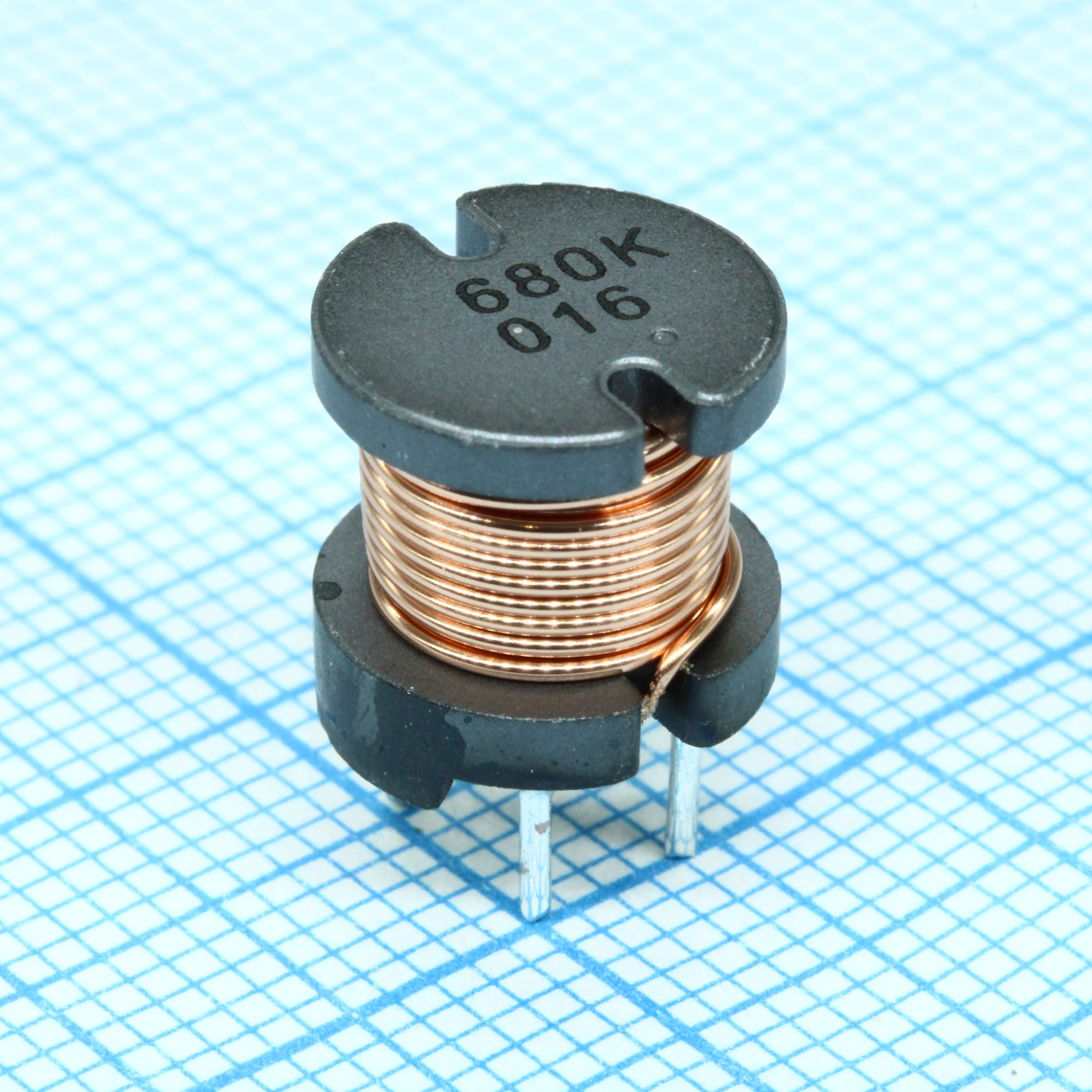 RCH110NP-680K - Силовая индуктивность 68uH ±10% 2.1A 0.12Om радиальная без магнитного экрана