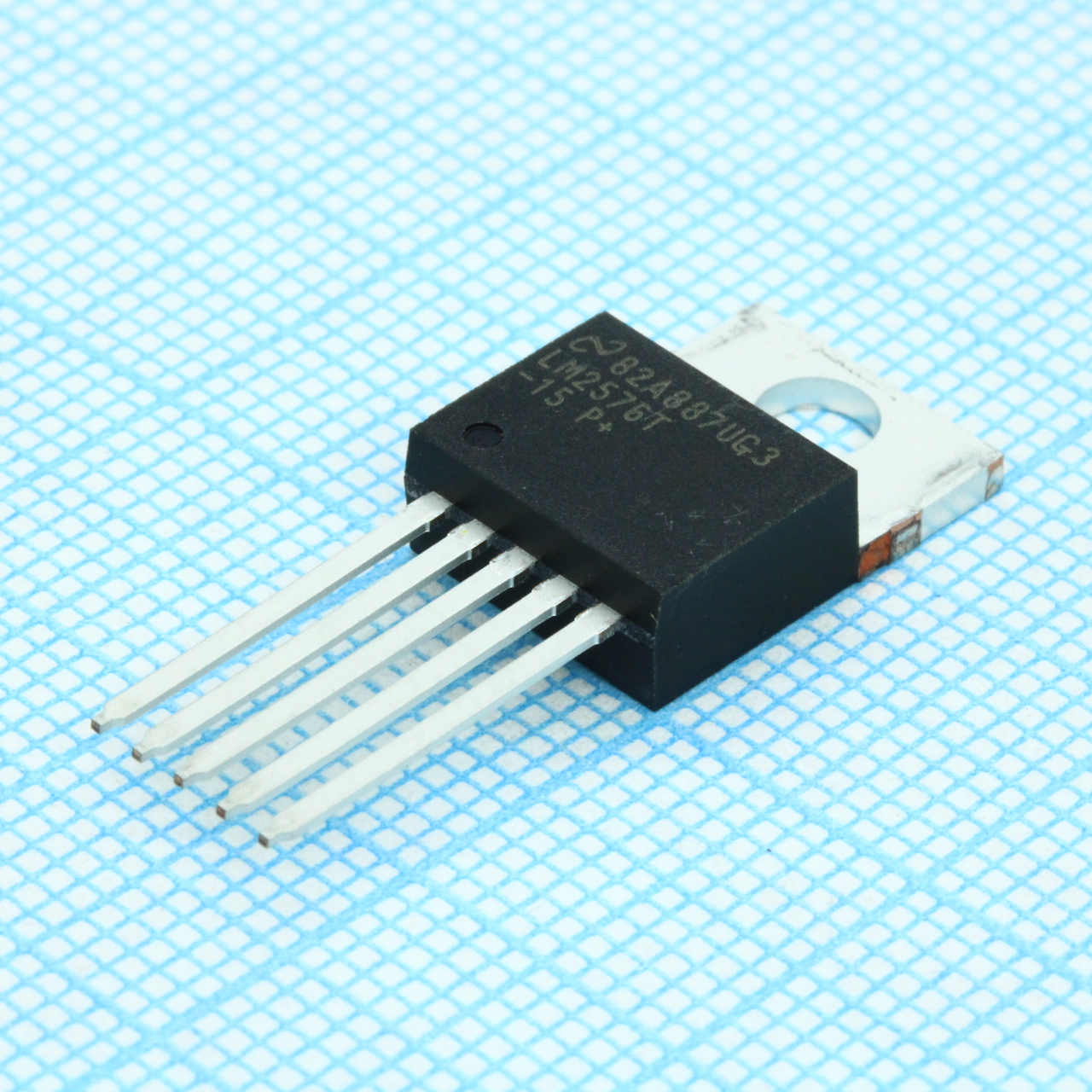 LM2576T-15/NOPB - Преобразователь постоянного тока понижающий 3 А вход 18...40В выход 15В 4% -40...+125°С