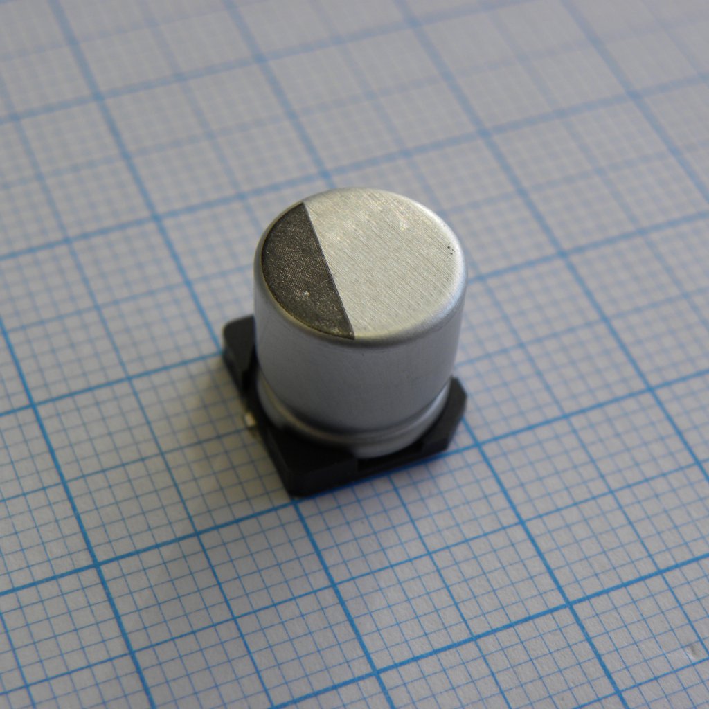 EEEFP1H221AP - Конденсатор электролитический низкоимпедансный для поверхностного монтажа 50В 220мкФ ±20%, 900mA, 2000часов, 10*10.2