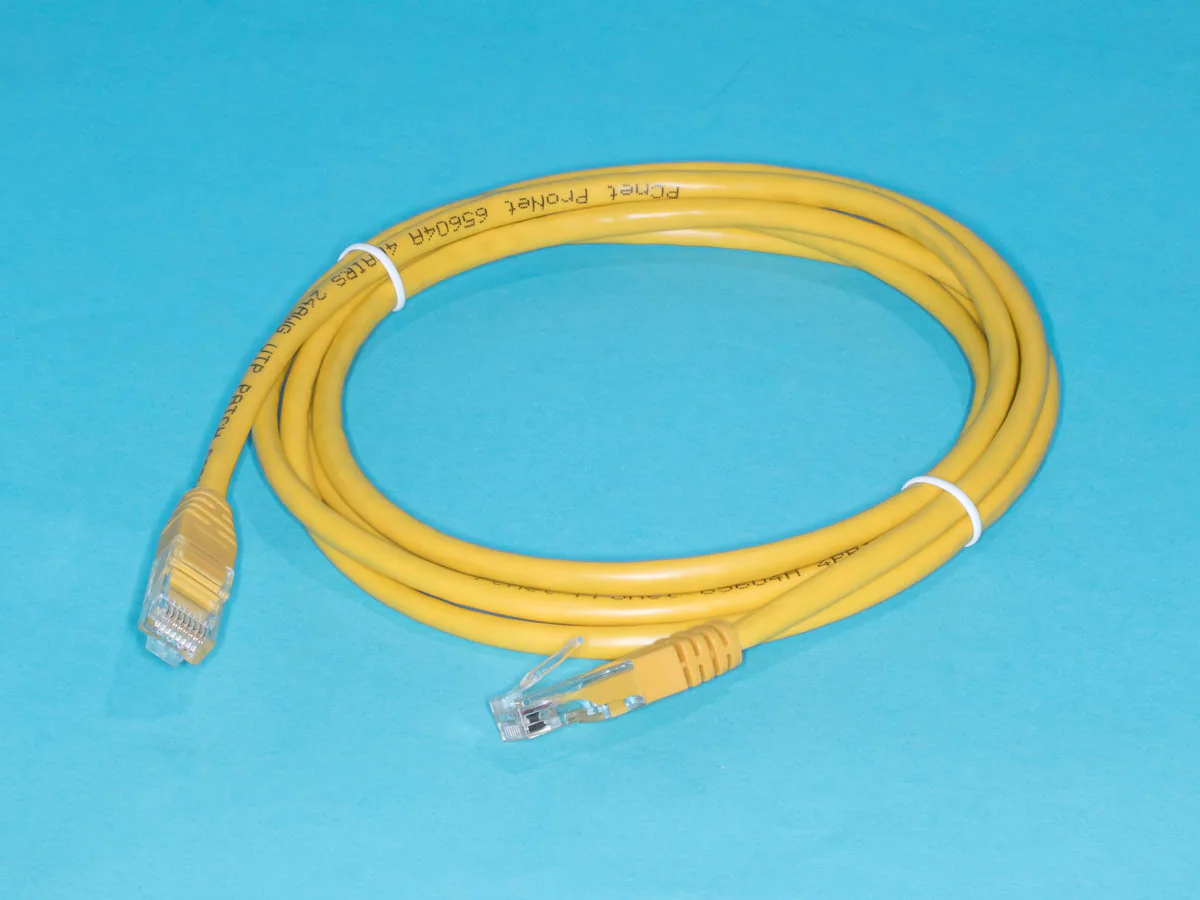 SC03-8P8C2-Y - Патч-корд кат.5е, 2м, желтый