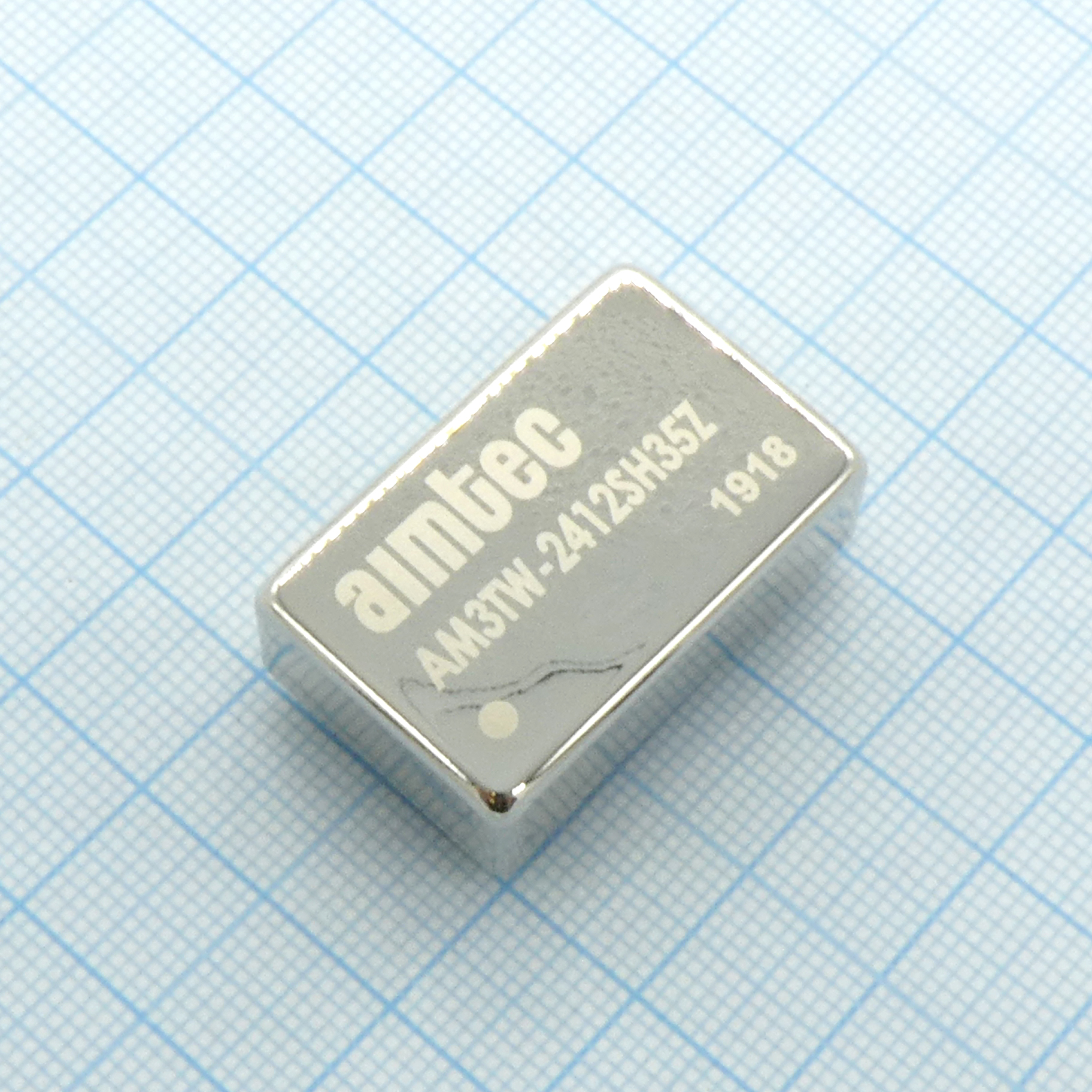 AM3TW-2412SH35Z - DC/DC, 3Вт, вход 9…36В, выход 12В/0.25А, изоляция 3500В DC, КПД 80%, максимальная емкостная нагрузка не более 68мкФ, DIP24, 31.75x20.32x10.16мм, -40…85°C, металл