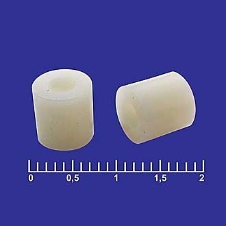 Ф7-3X7 - Стойка пластиковая d внутр=3мм, L=7мм