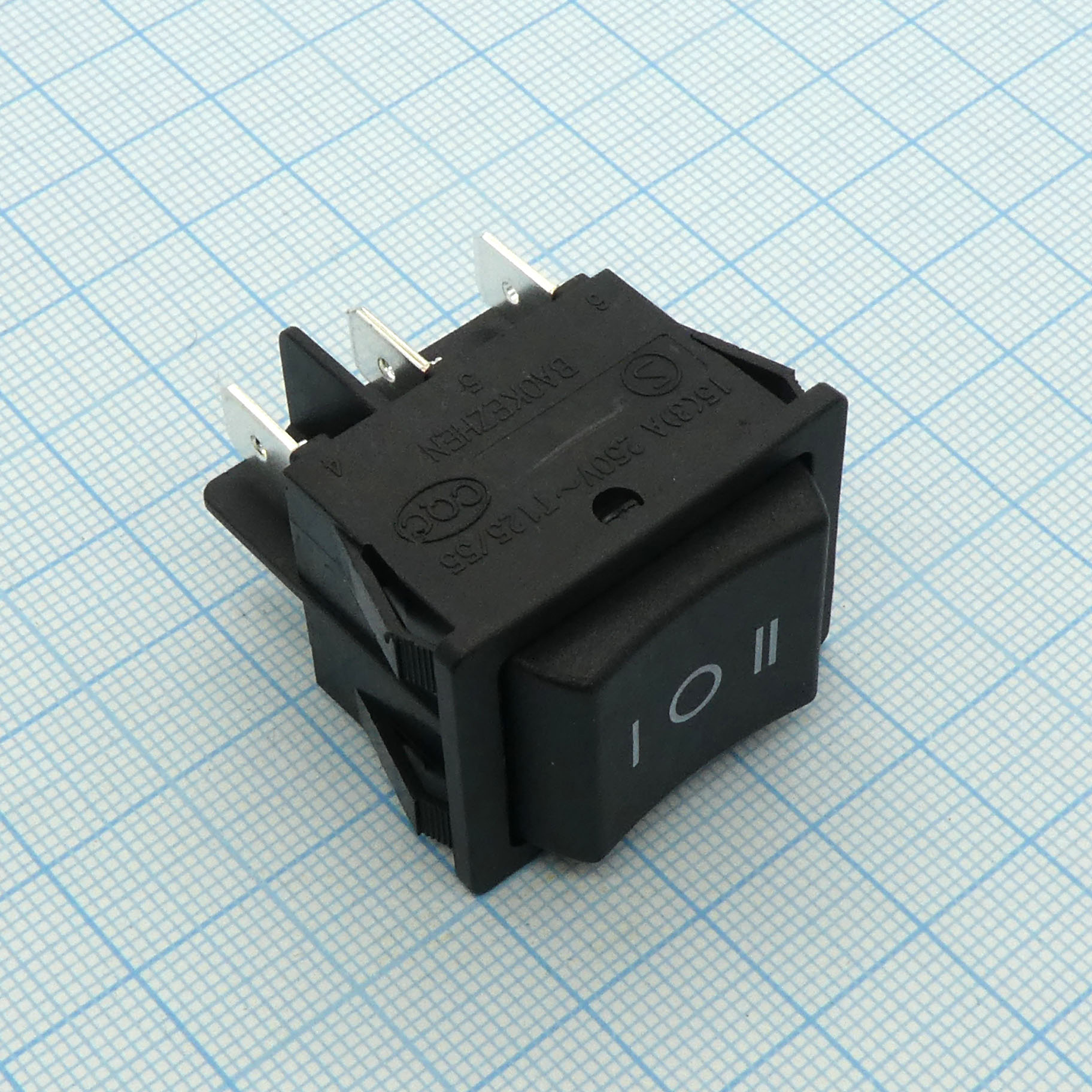 DS SC-787(767) (ON)-OFF-(ON) - клавишный переключатель, 3 положения клавиши, 2 переключающих группы(6 контактов) 250V/16A AC без фиксации в крайних положениях