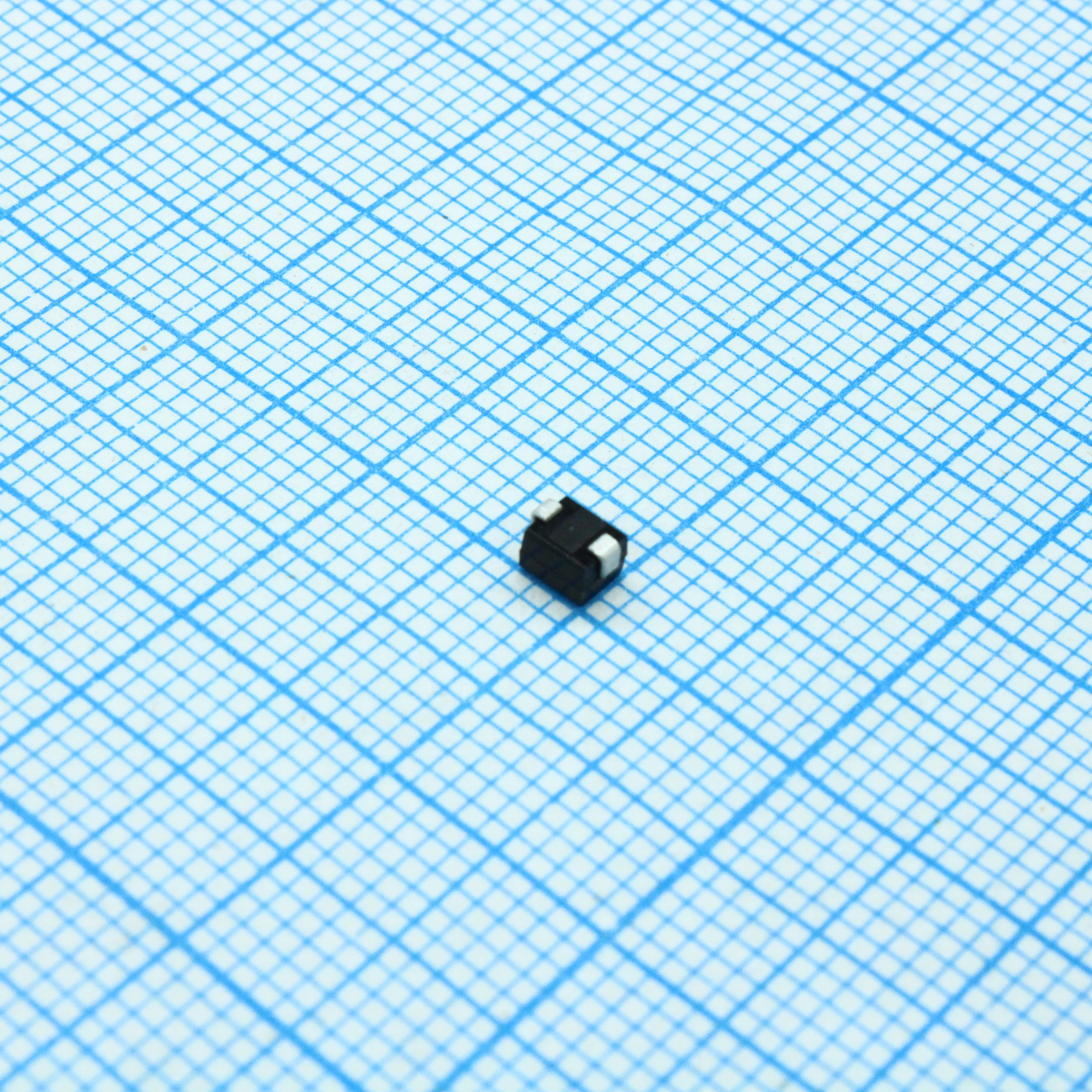 AISM1210-101K-0.04A - ЧИП-индуктивность проволочная 100мкГн ±10% SRF 10МГц 20Q-фактор, феррит, 40мА, 10Ом DCR