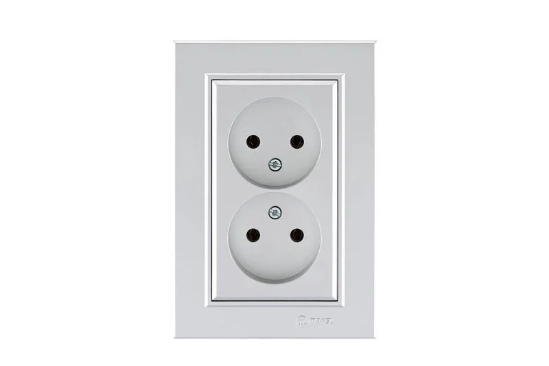 Розетка 2-м СП Karea 10А IP20 б/з сереб. 56065017