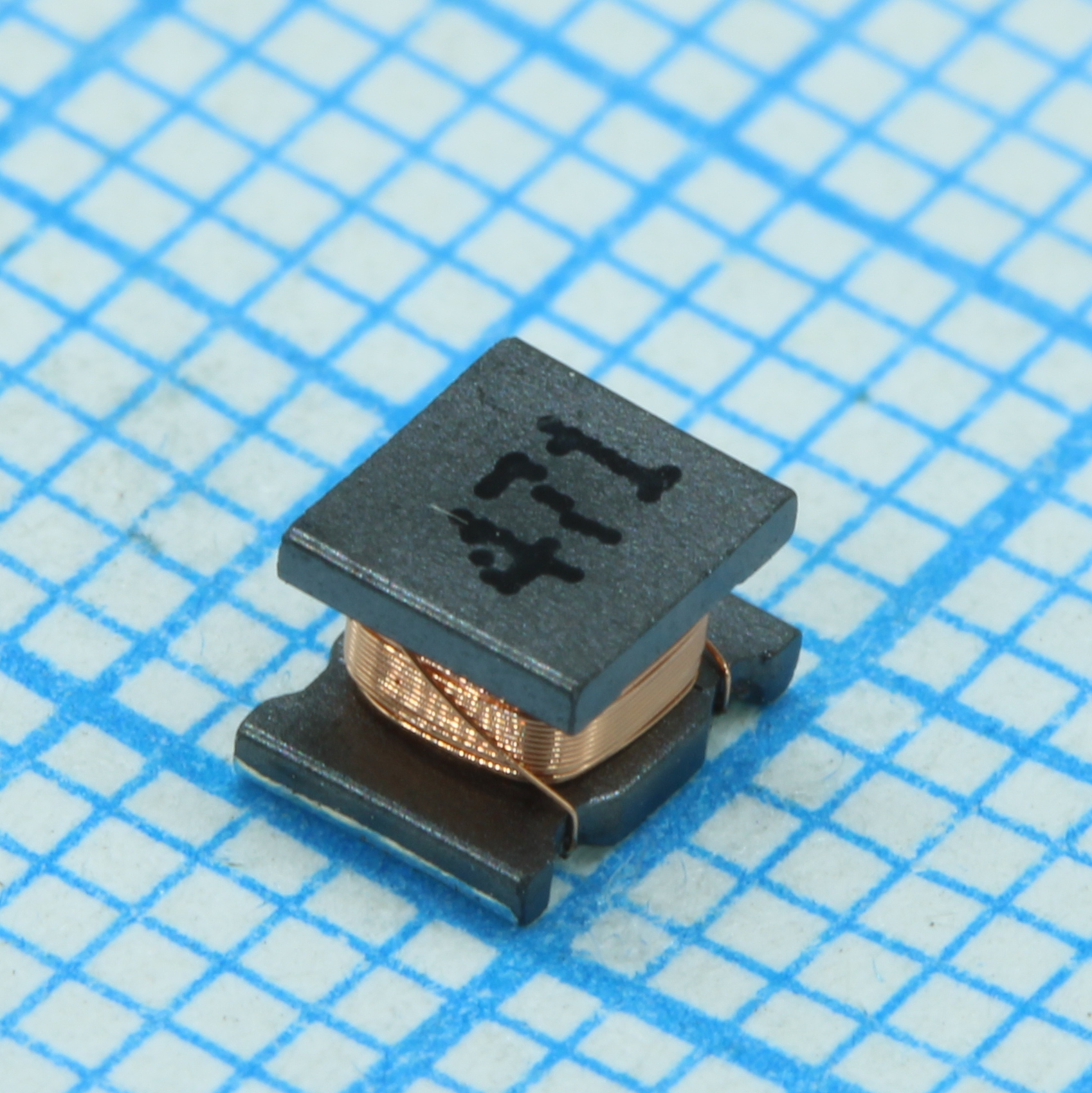 LQH1812-471K-0.08A - Проволочная SMD индуктивность на ферритовом сердечнике 1кГц 470мкГн ±10% 80мА DCR 11.8Ом