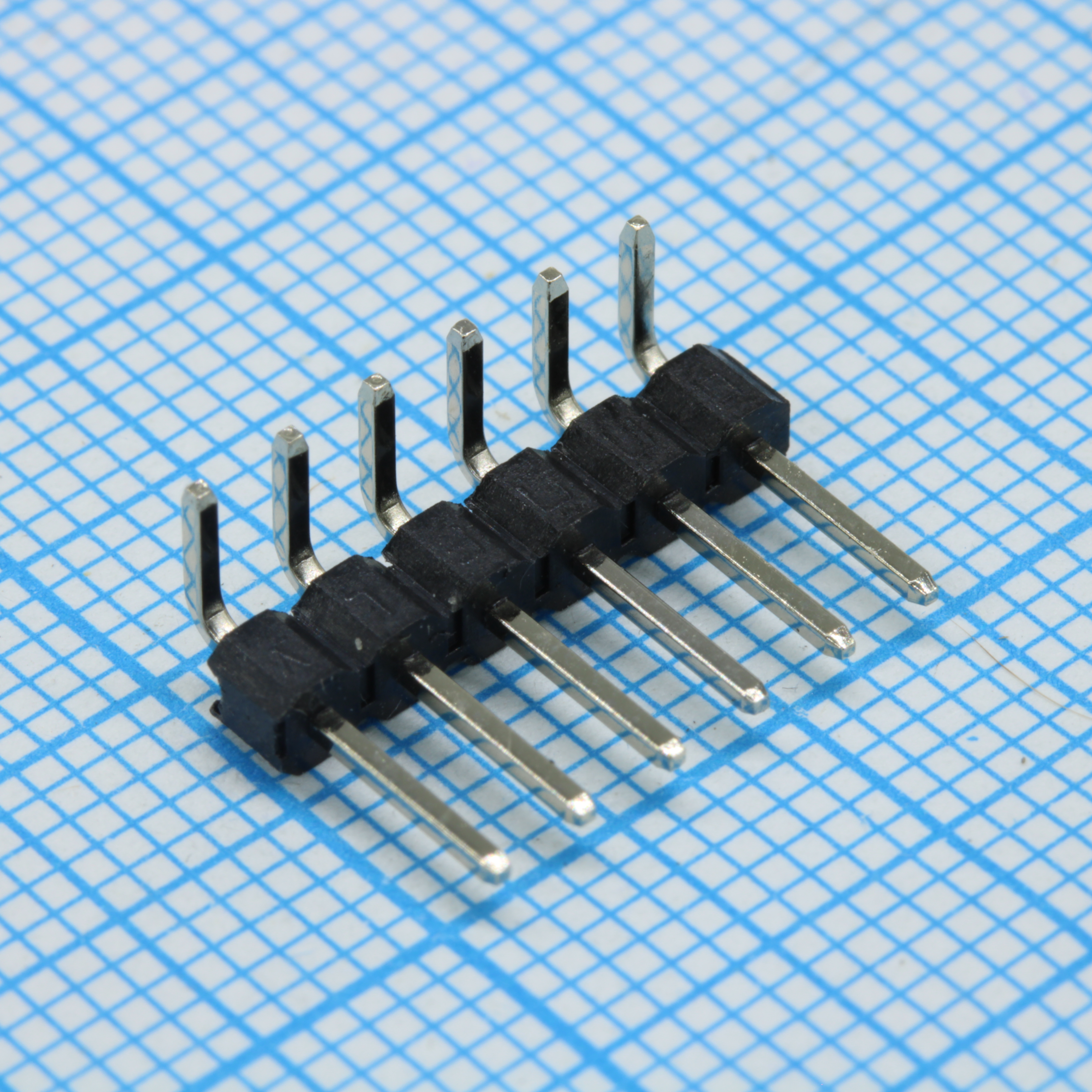 DS1022-1X6RDF11-B - Соединитель штыревой, вилка на плату однорядная угловая 6pin(1x6), шаг 2.54мм (A=3mm, B=6mm, C=6.07mm), тип - D