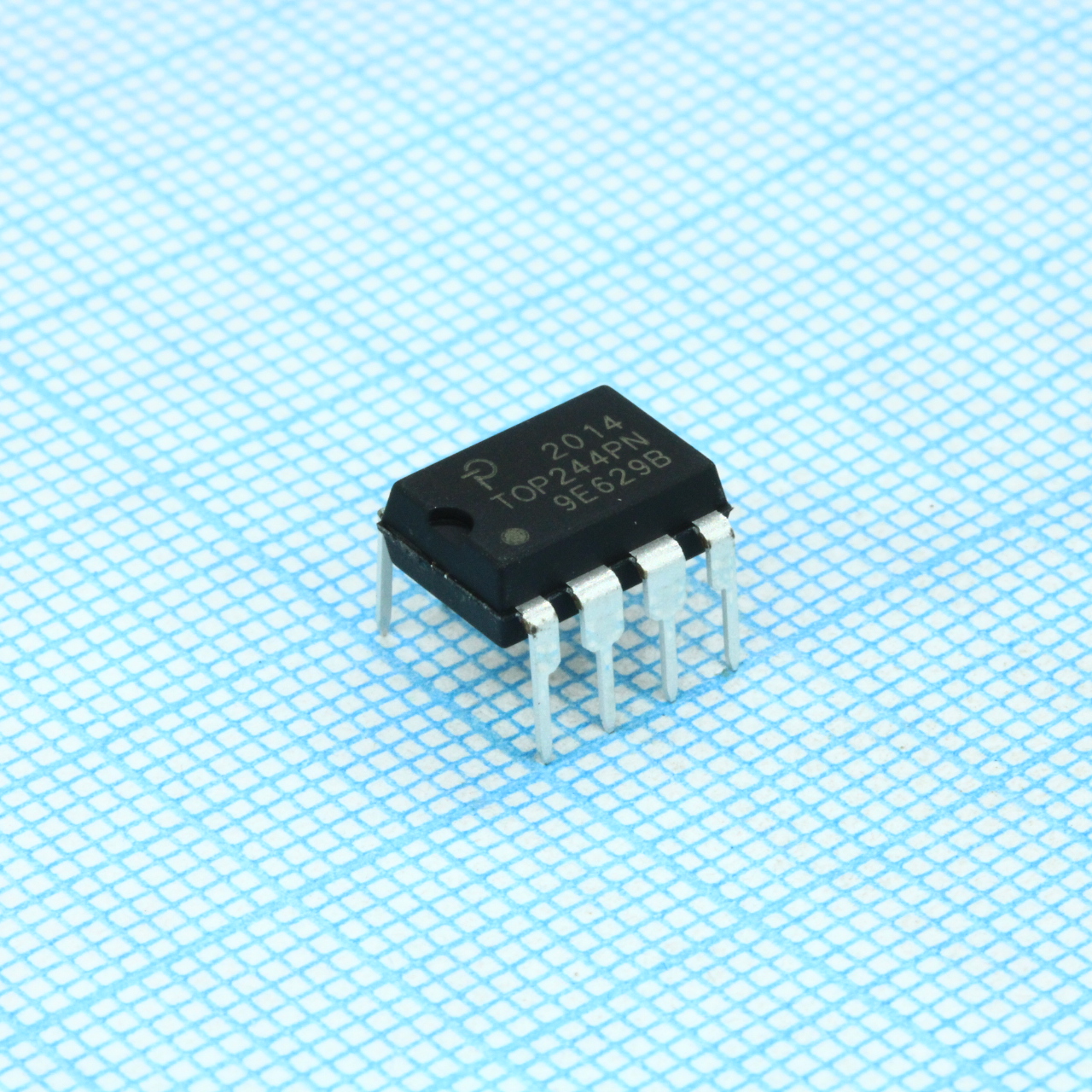 TOP244PN - AC-DC преобразователь напряжения 132 кГц 28Вт обратноходовой с ключом в ждущем режиме DIP-8B