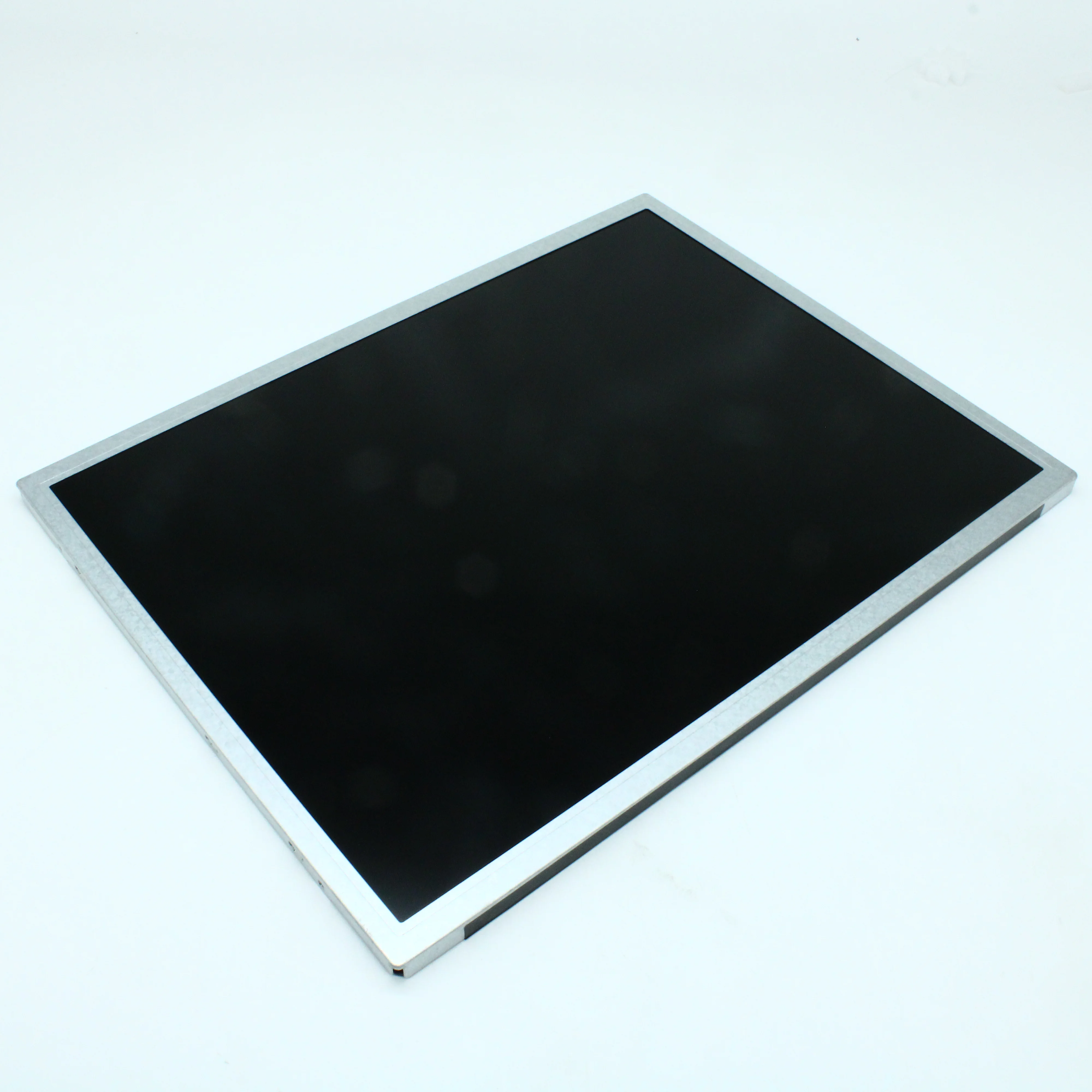WF150ATYAMLNN0# - TFT 15", LED подсветка, 1024 x 768, интерфейс LVDS,