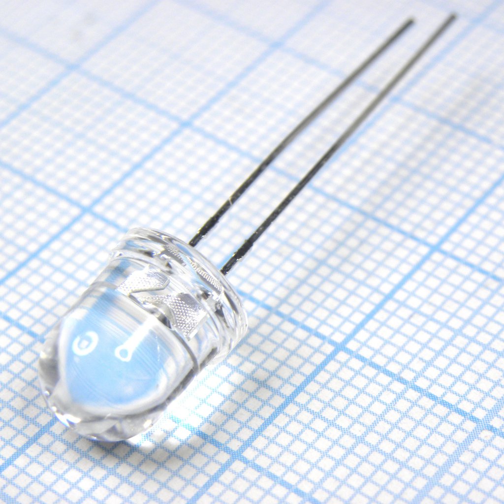 L-793SRC-F(J4) - Светодиод 8мм/красный/640нм/3000-3800мкд/прозрачный/40°