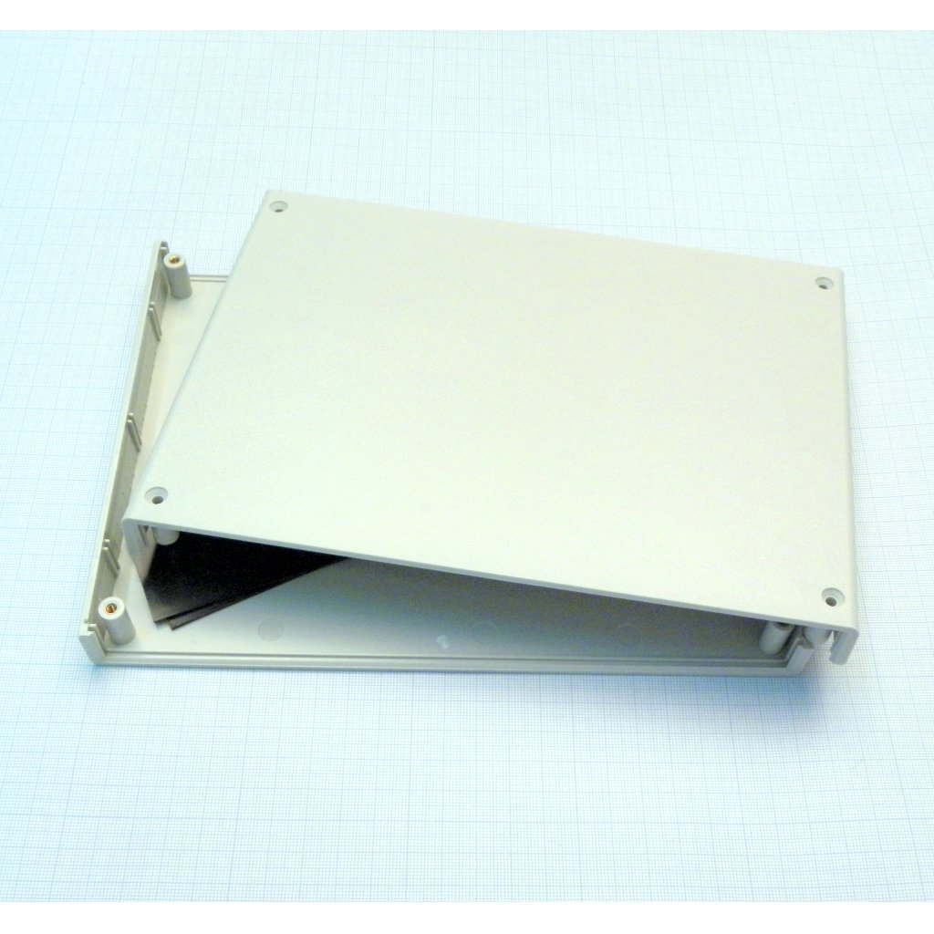 G747 - Корпус из высокопрочного пластика