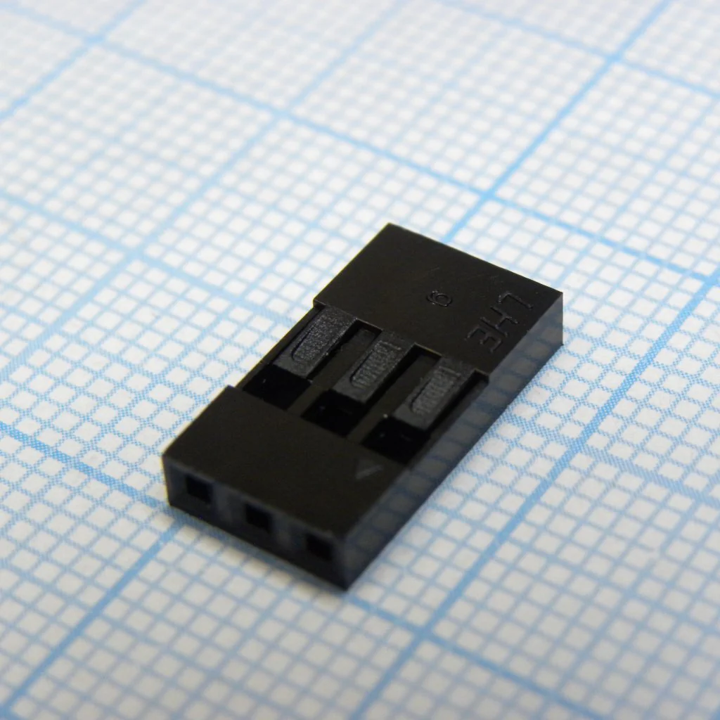 I-DS1071-SCB01X3 - Гнезда на кабель, однорядные, требуются контакты T-DS1071-SC600