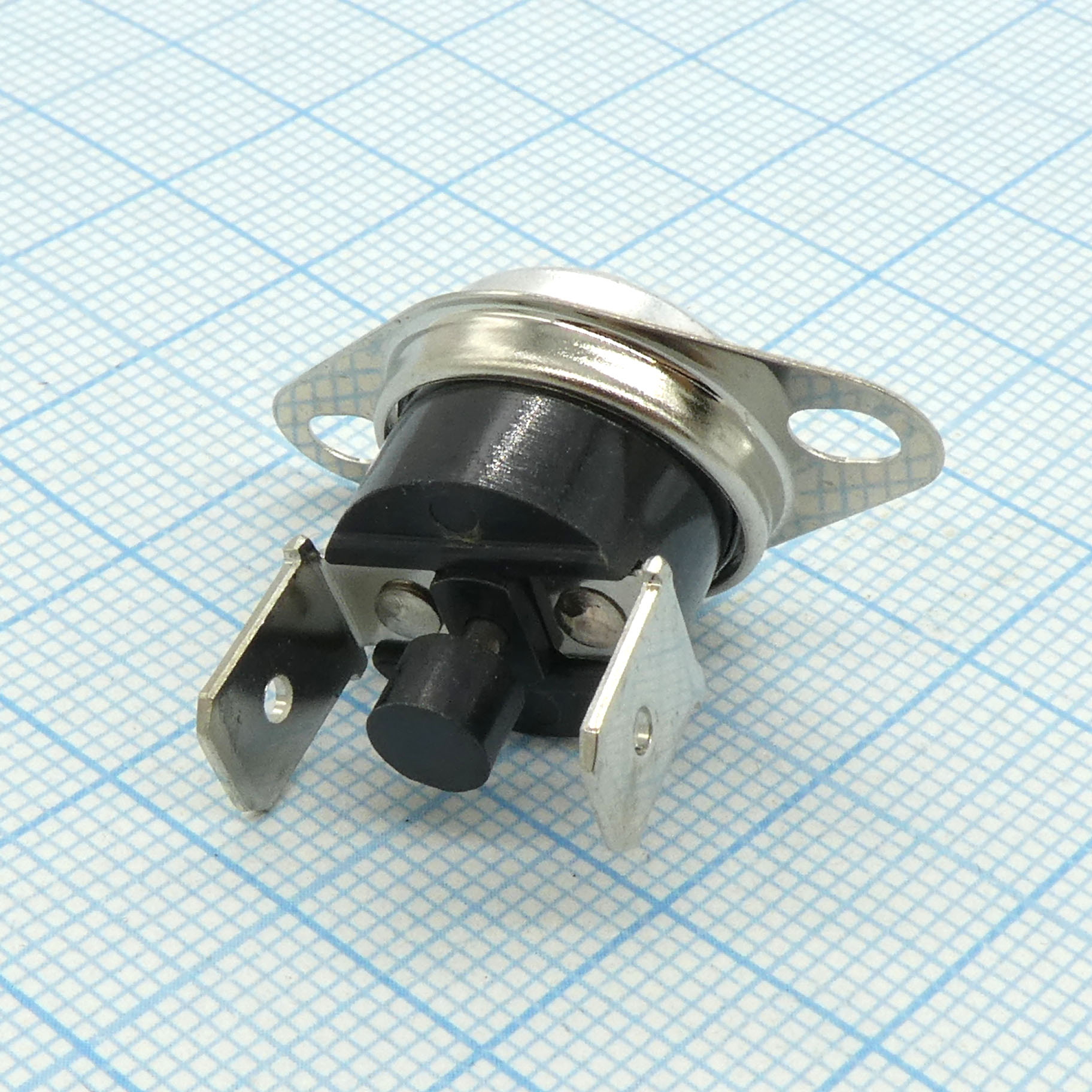 KSD301T 130С 250В 16А - термостат, LBVL нормально замкнутые с кнопкой (ручной сброс)