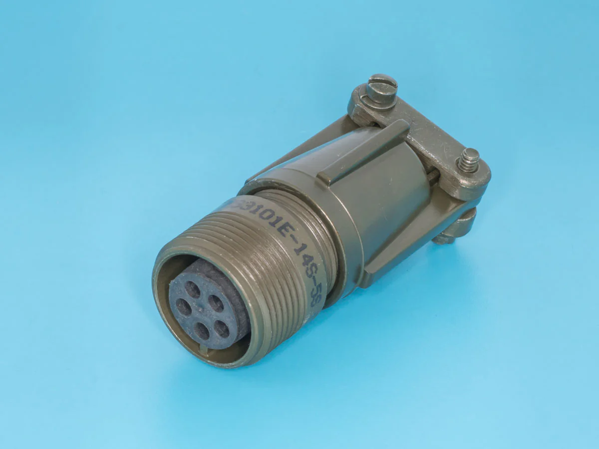MS3101E-14S-5S - Разъём серии MS  5 контактов, гнездо на кабель, наружная резьба