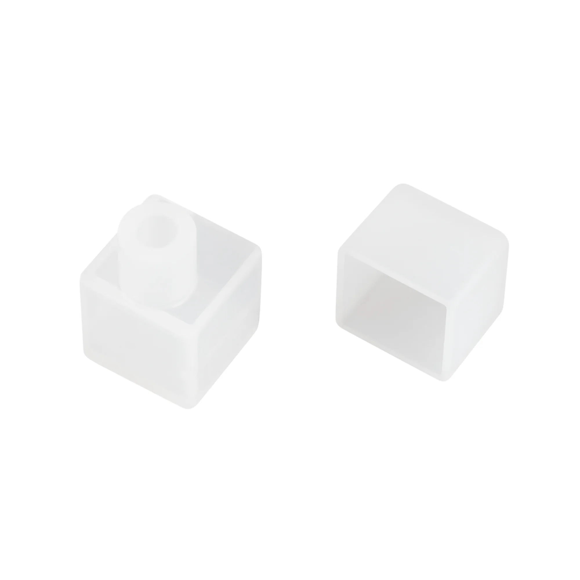 Заглушка MOONLIGHT-CAP-13x12mm-BOTTOM-S-SET 041020 - Комплект силиконовых заглушек для гибкого неона MOONLIGHT, сечение 12х13мм. В комплекте заглушка с выводом под кабель питания (вниз/вверх относительно линии сечения ленты) и глухая заглушка. Использоват