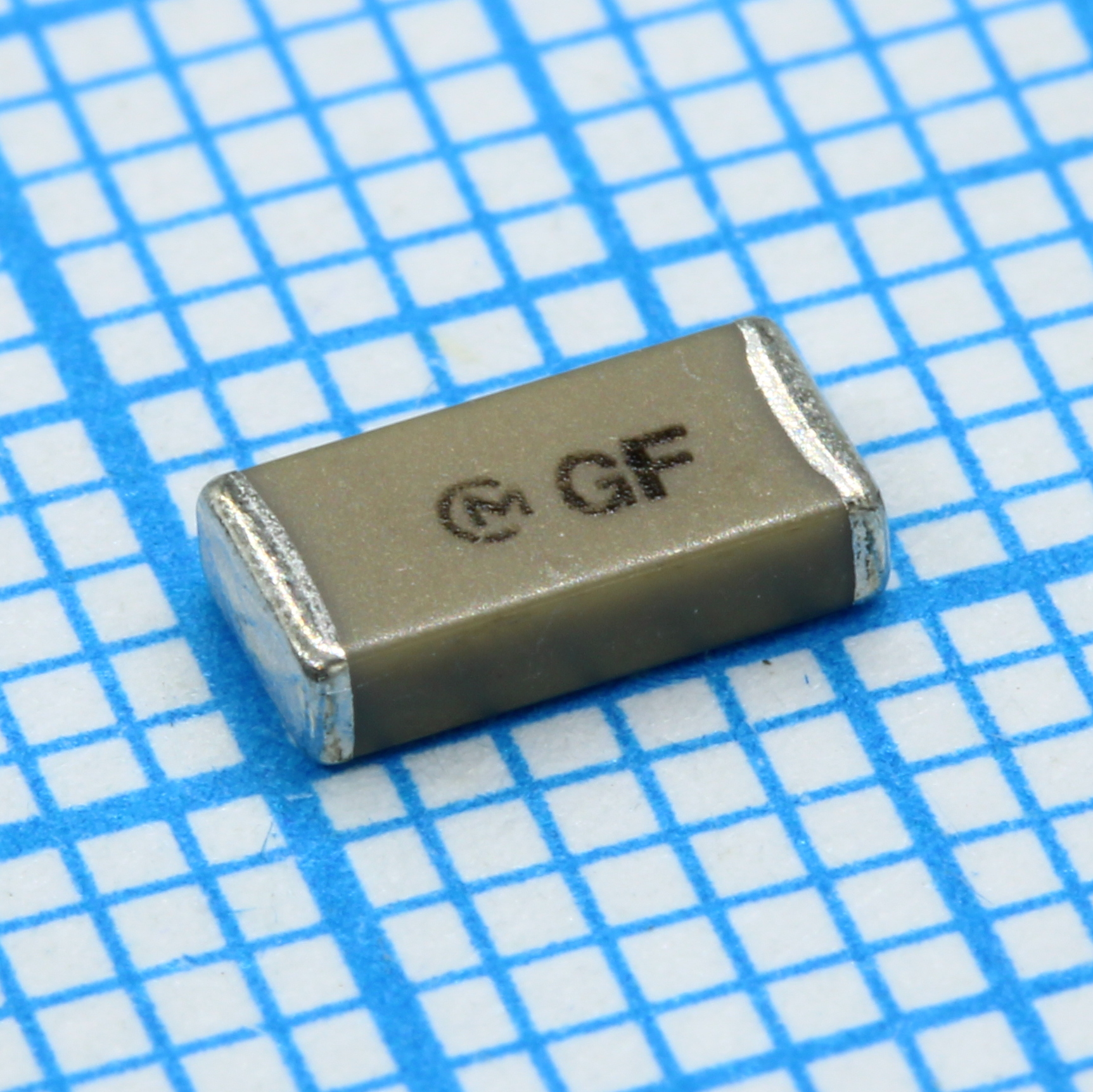 GA352QR7GF101KW31L - Конденсатор помехоподавляющий X1/Y2/Y2 100пФ 250В переменного тока X7R ±10% SMD 2211 125°C лента на катушке