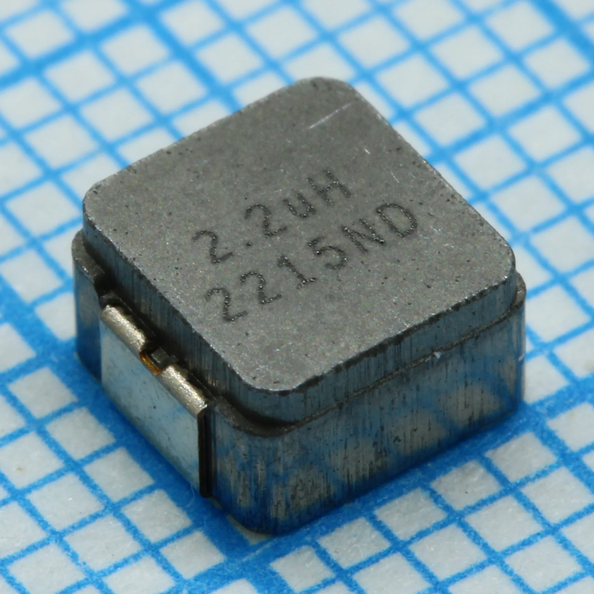 IHLP2020CZER2R2M01 - Индуктивность силовая проволочная 2.2мкГн ±20% 100кГц порошковое железо 5.8A 0.0292Ом по постоянному току 2020 лента на катушке