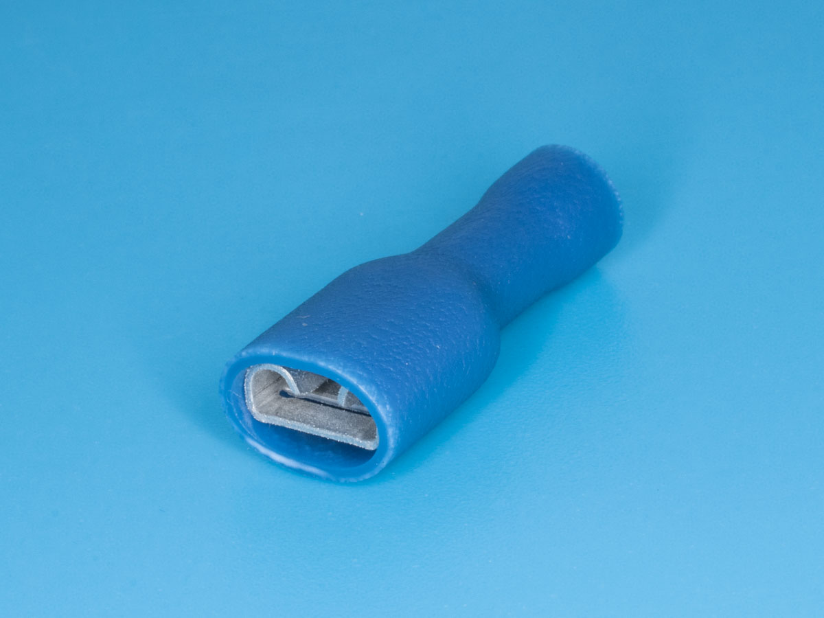 TAI-2FI - Клемма ножевая 6,3мм, гнездо на провод 1,5-2,5мм, полностью изолированная, кратно 100шт.