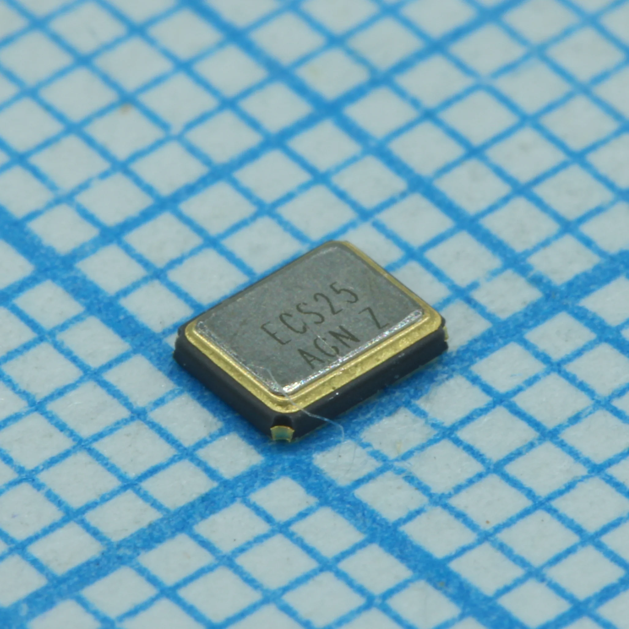 ECS-250-12-33-AGN-TR3 - Резонатор кварцевый 25.0МГц ±25ppm (точность) ±30ppm (стабильность) 12пФ 4-Pin Mini-CSMD лента на катушке