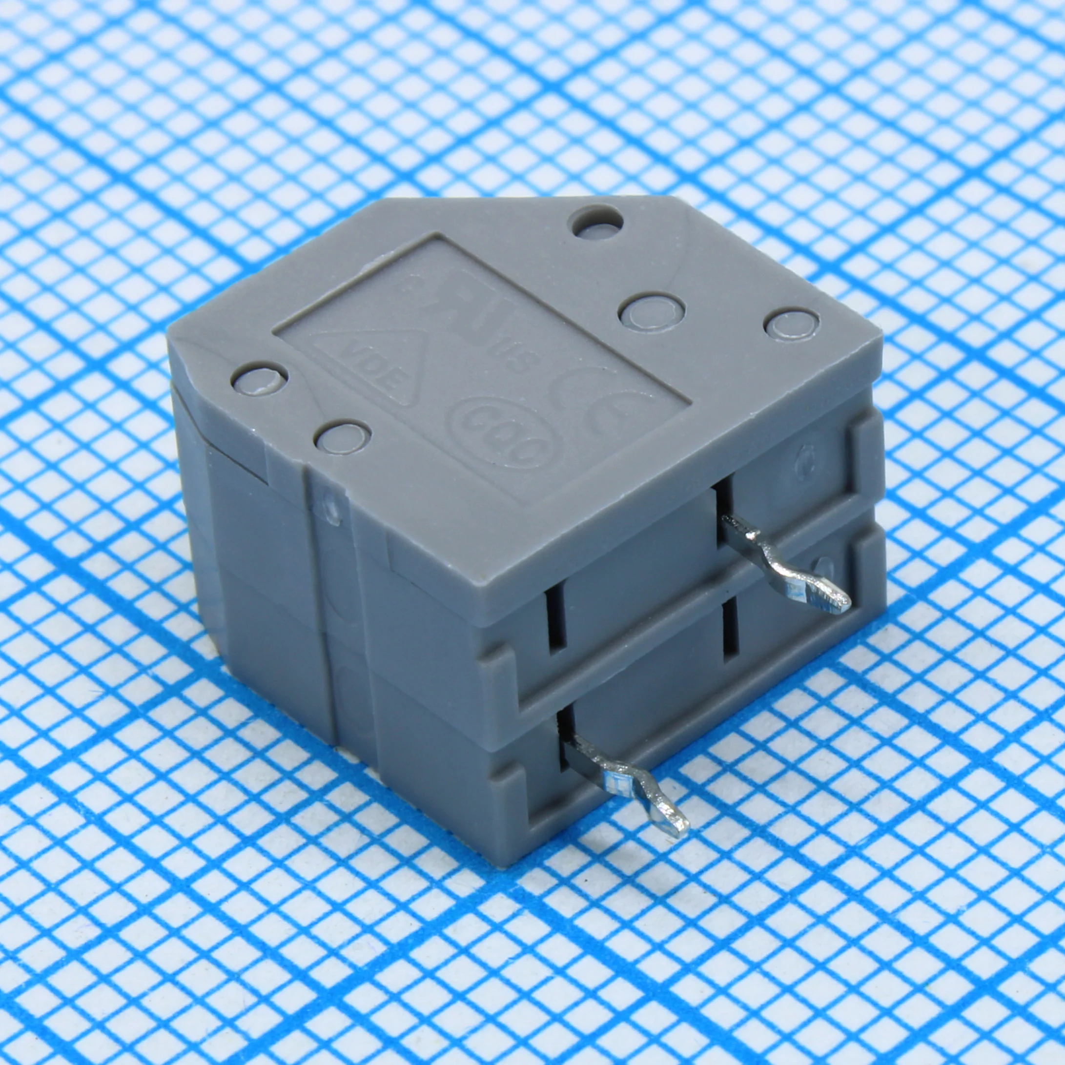 DG250-3.5-02P-11-01A(H) - Нажимной безвинтовой клеммный блок 2 контакта. Зажим типа торцевой контакт. Серия DG250-3.5