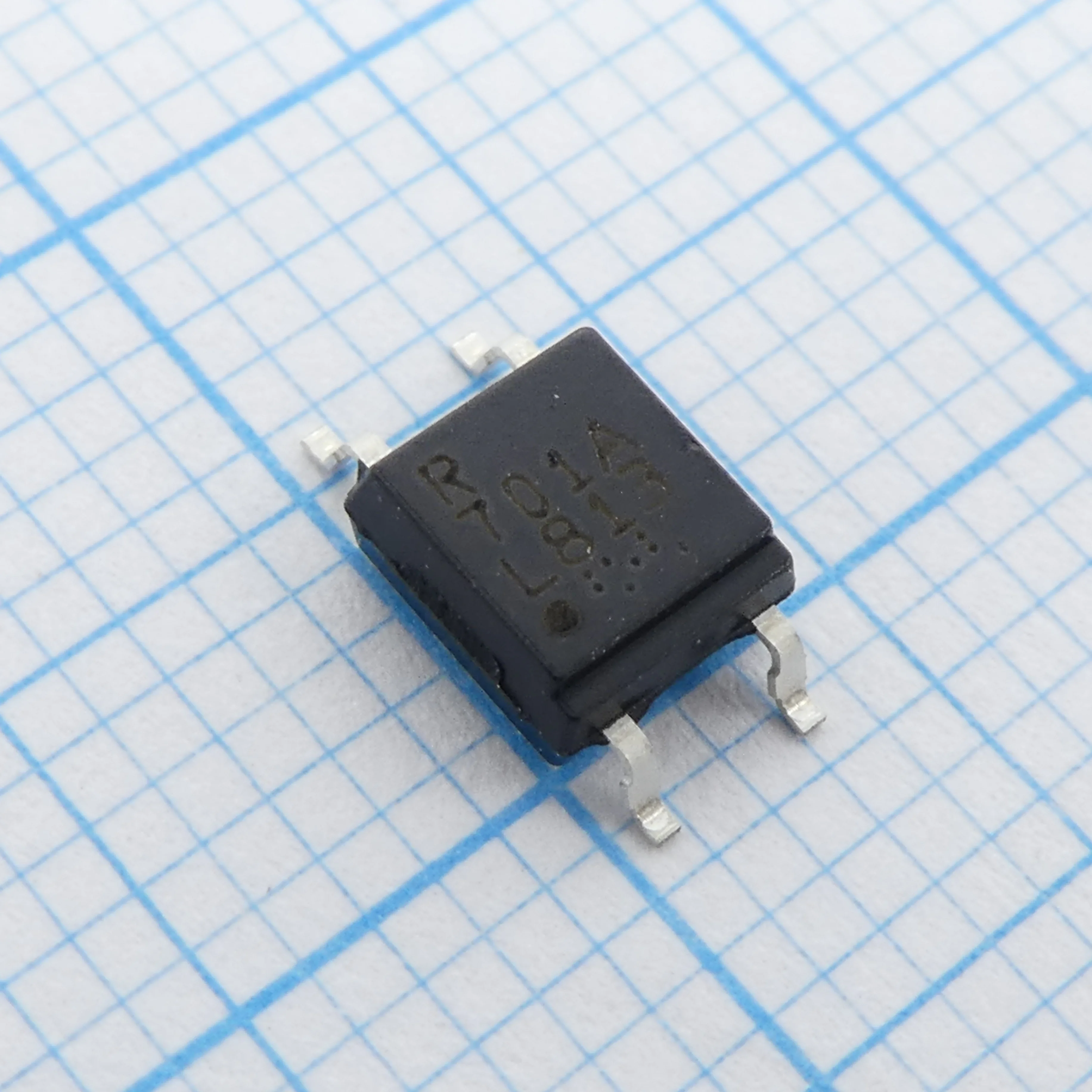 PS2701A-1-F3-A - Оптоизолятор 3.75кВ транзисторный выход 4SMD
