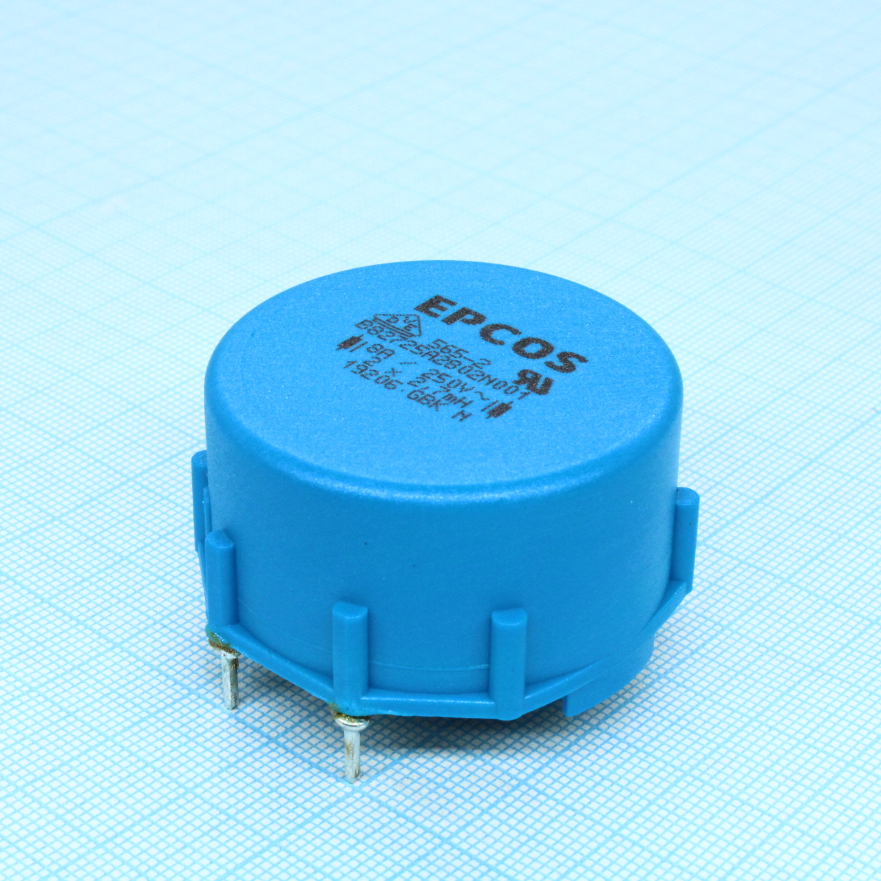 B82725A2802N001 - Синфазный дроссель двухобмоточный 2.7мГн 10кГц 8A 22мОм монтаж в отверстие автомобильного применения коробка