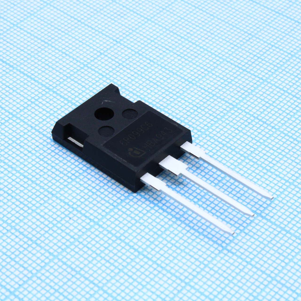 IPW60R099C6FKSA1 - Транзистор полевой MOSFET N-канальный 600В 37,9A 278Вт 0,099Ом TO247