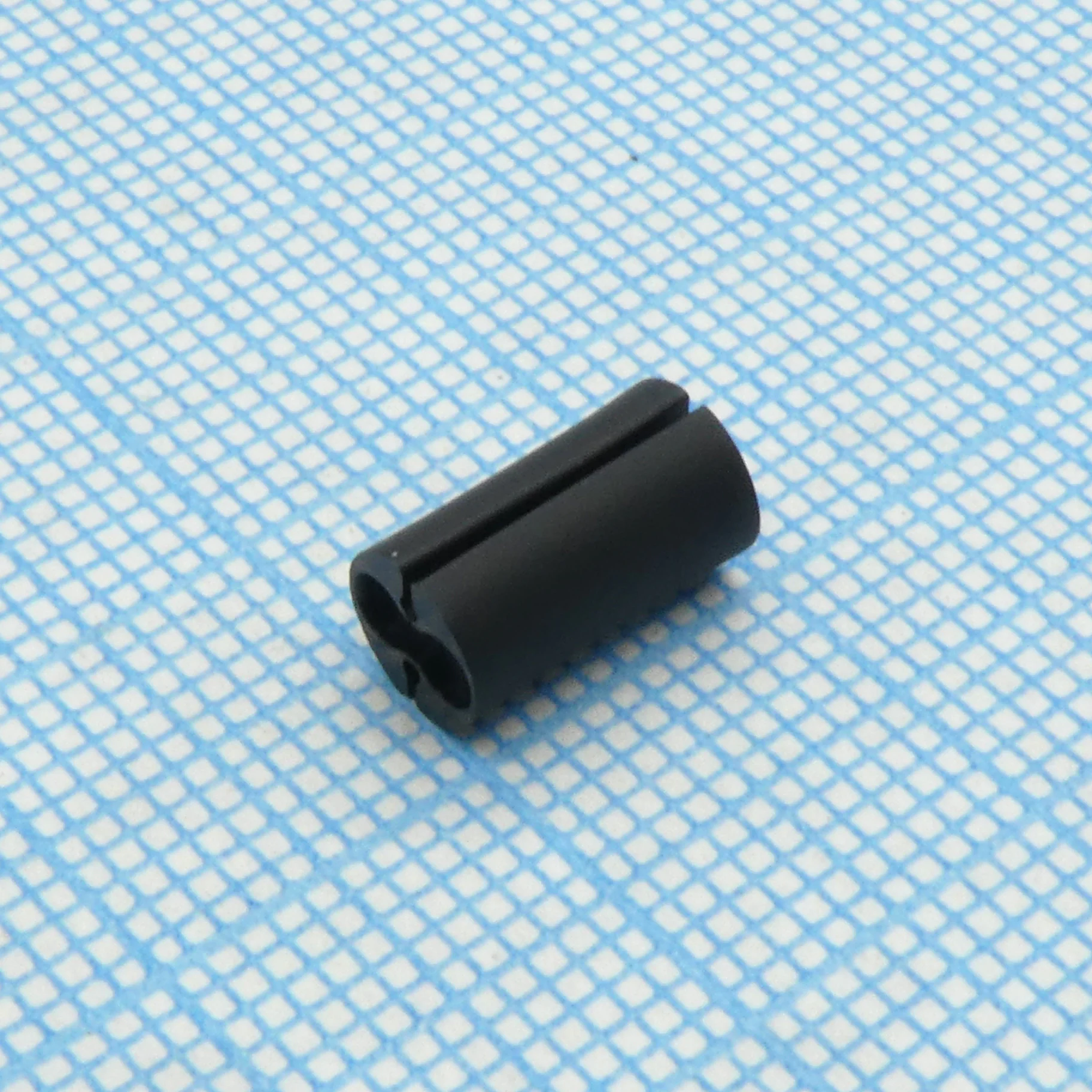 BR-9.52 - Держатель выводного светодиода (D5mm/L9.52mm)