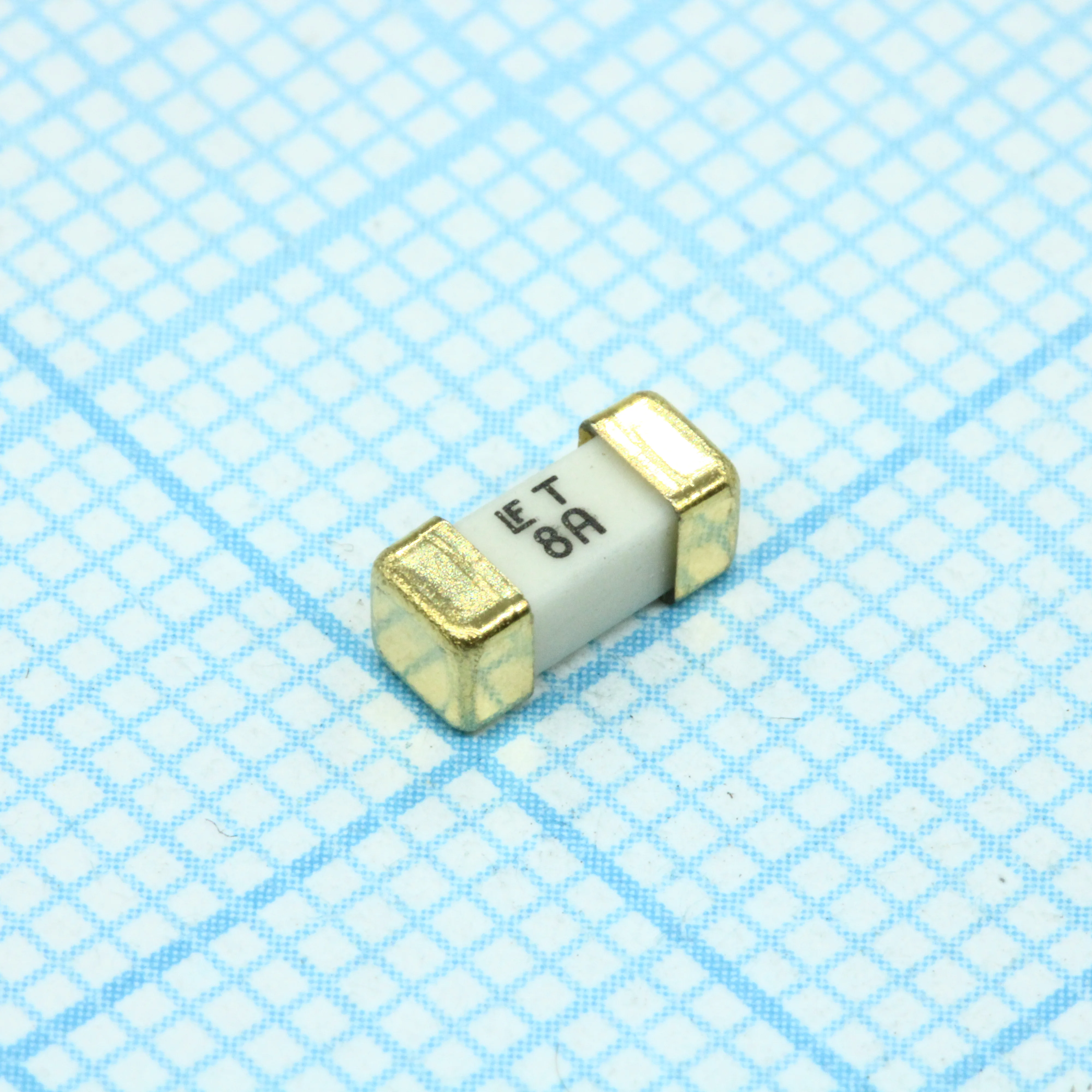 0452008.MRL - Предохранитель SMD 2.69*6.1мм 8,000A 75V керамический медленнодействующий