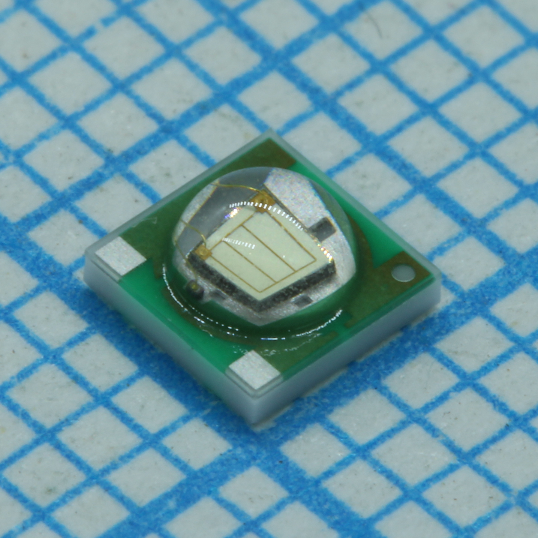 XPEGRN-L1-0000-00C01 - Светодиод smd XLAMP 3,45х3,45мм/зеленый/527нм/100Лм при 350мА 3.3В/130°