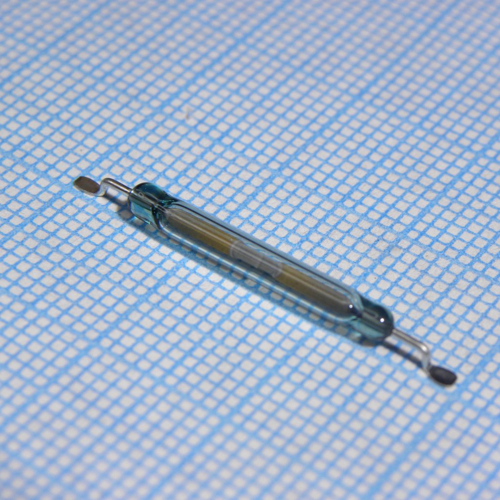 MK23-52-D-2 - Контакт герметичный нормально разомкнутый 0.5А 350В 50Вт для поверхностного монтажа