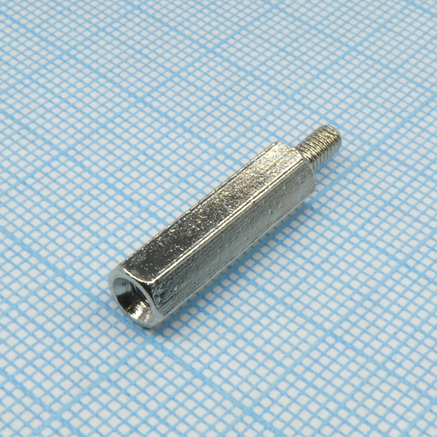 H-L2000-2600-5-03-1N1W - Стойка латунная никелированная для печатной платы, шестигранная, М3, 20мм, отверстие-винт