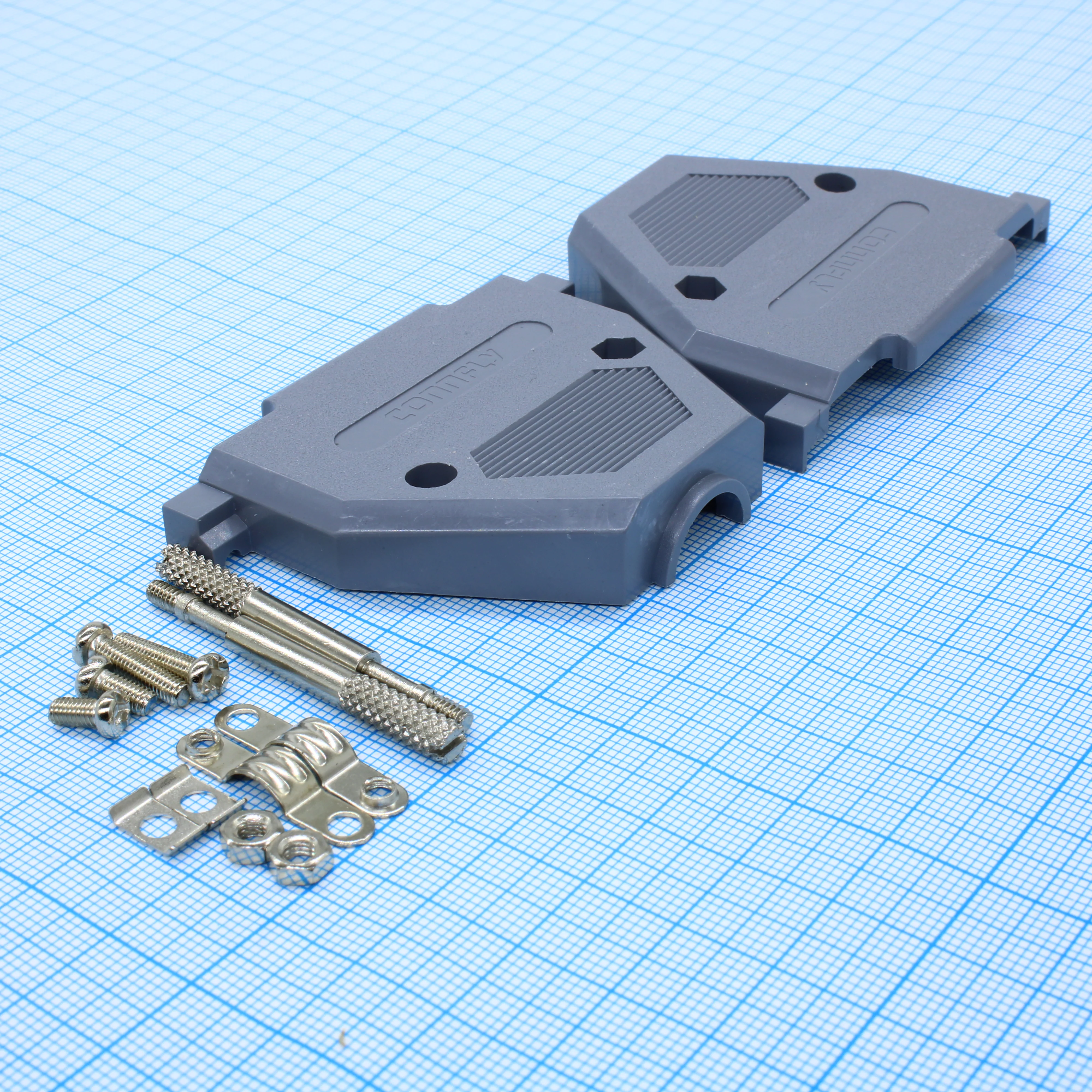 DS1045-37AP1L1-B - Кожух для D-SUB разьема 37 pin с удлиненными винтами, пластик, серый